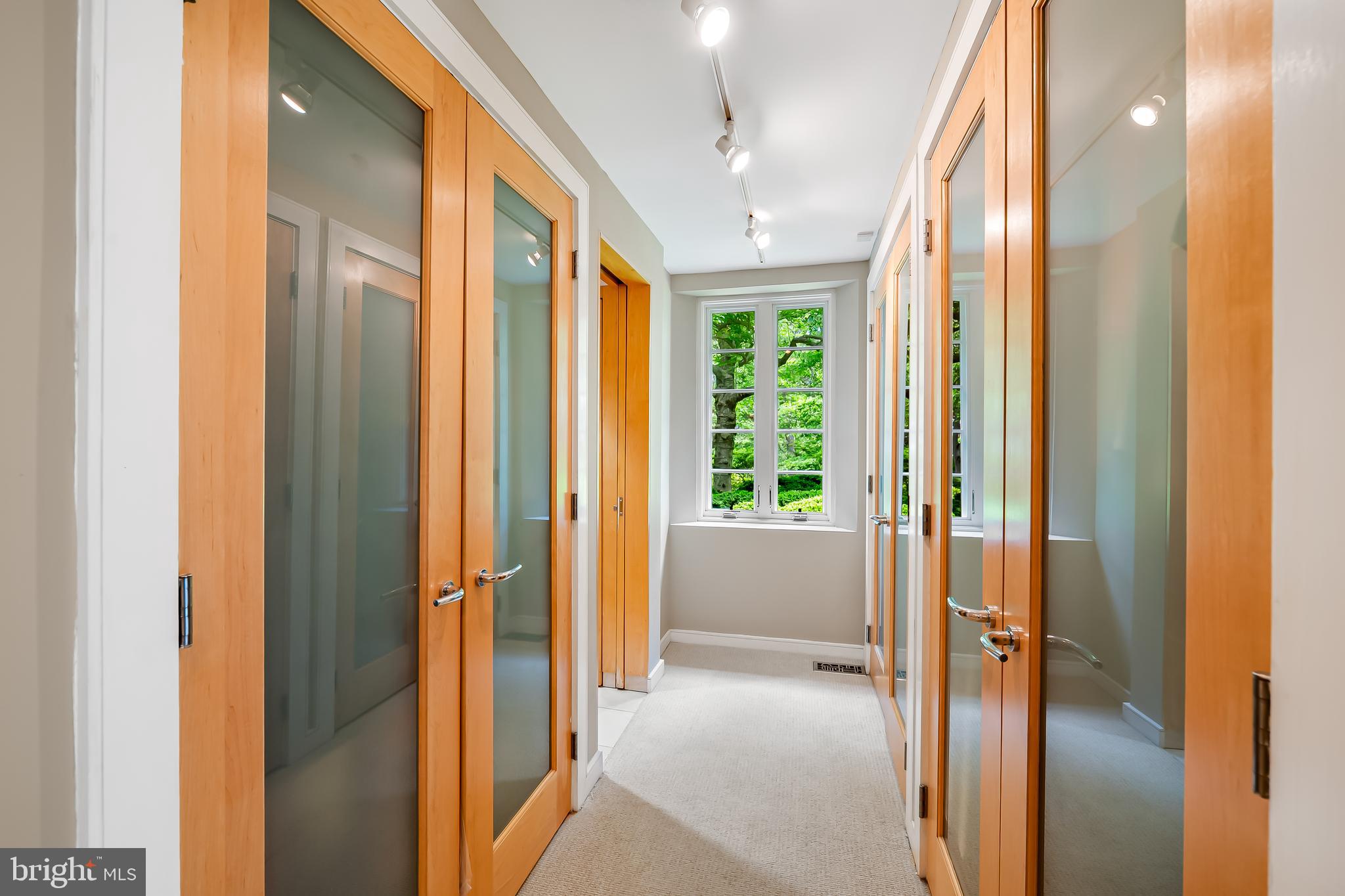 WOODBROOK - Residential