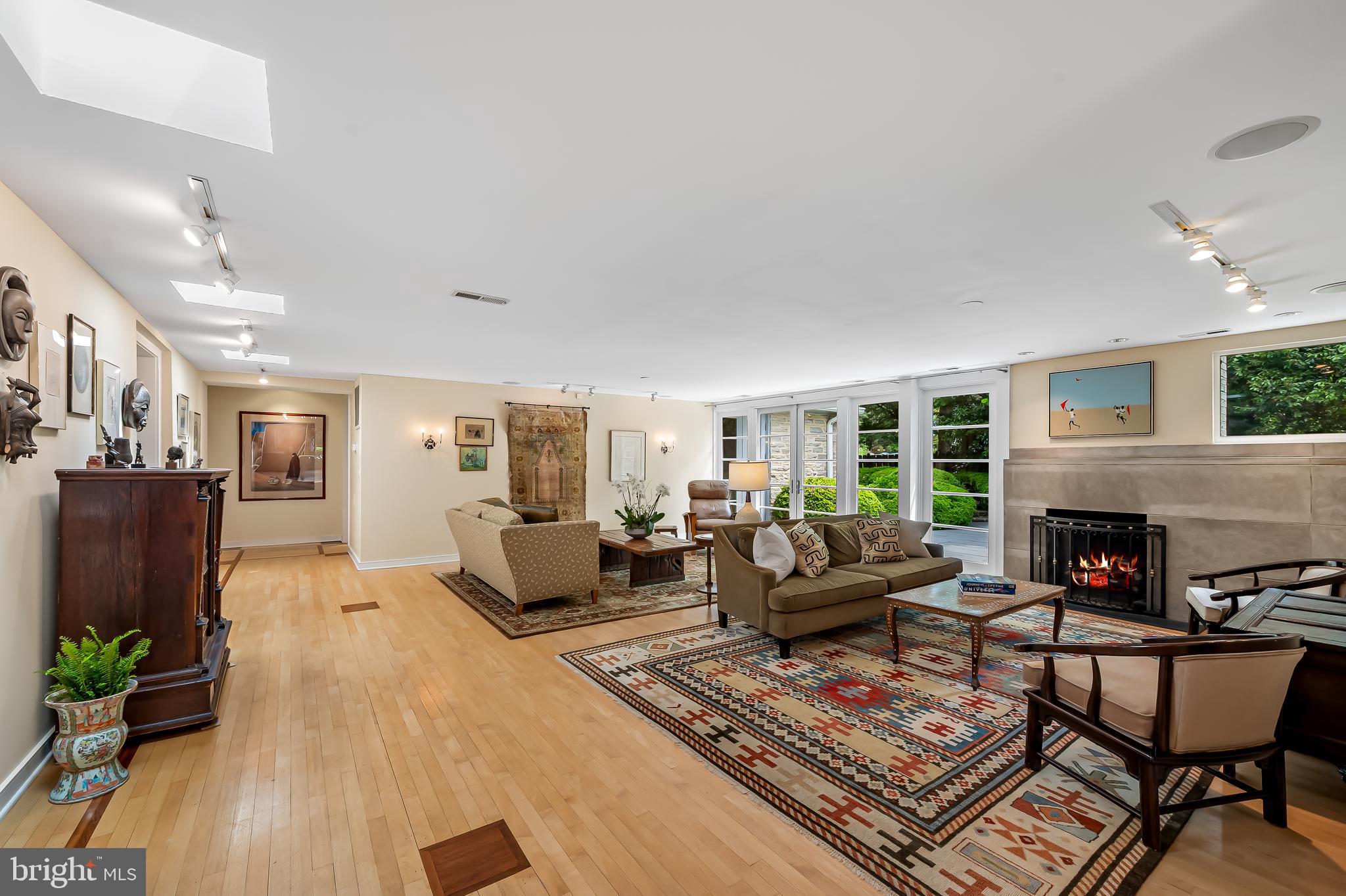 WOODBROOK - Residential