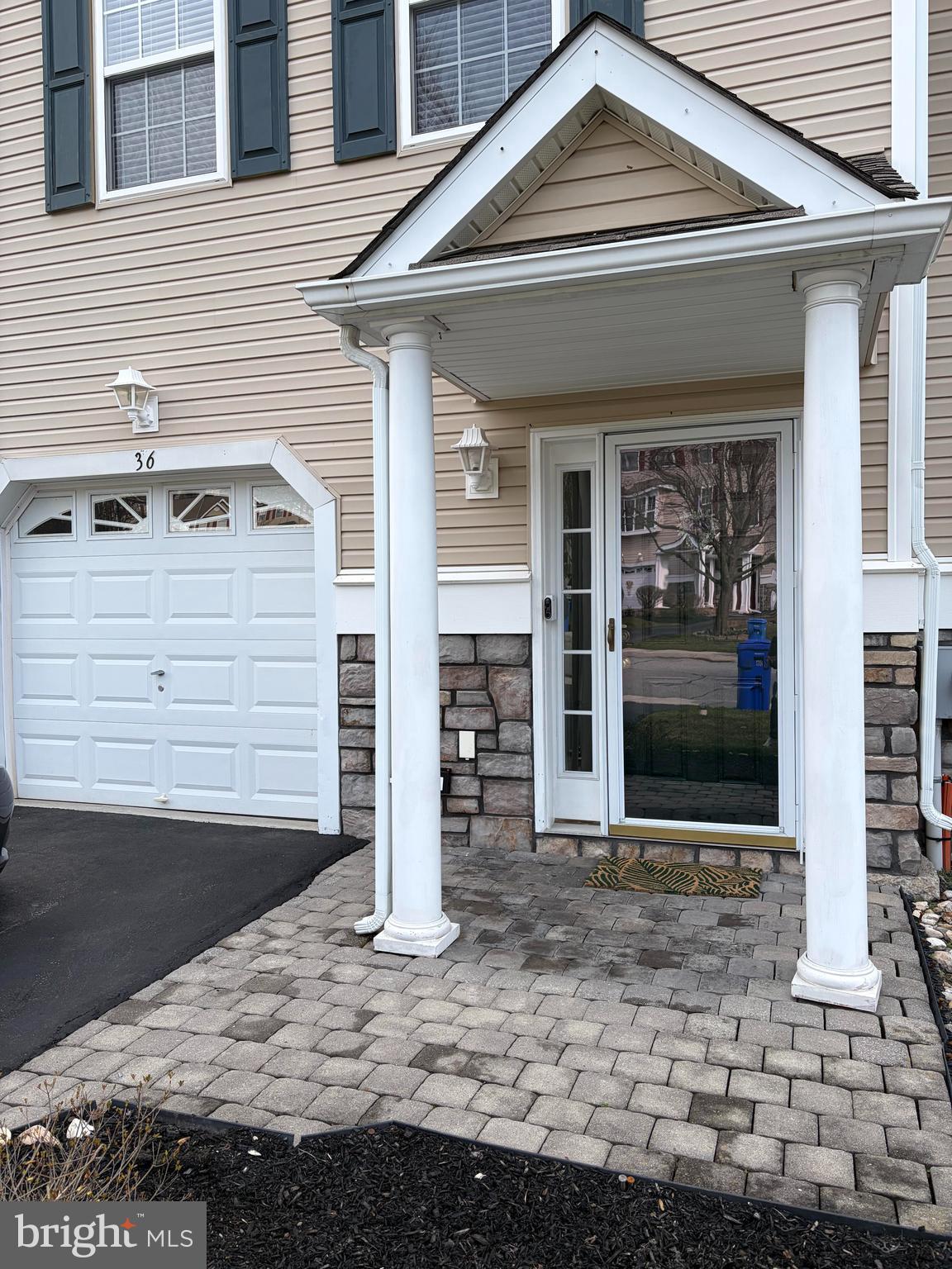 TROTTERS RUN - Residential