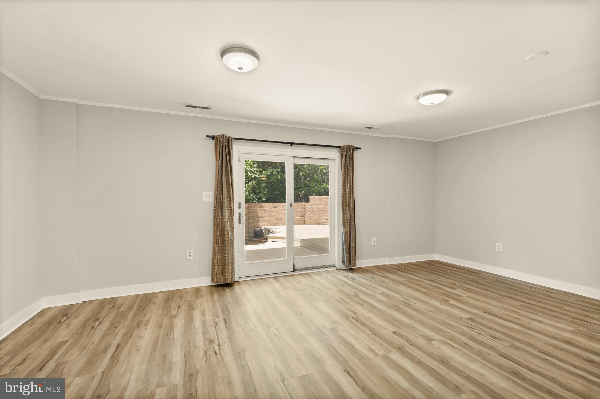 HALLCREST HEIGHTS - Residential