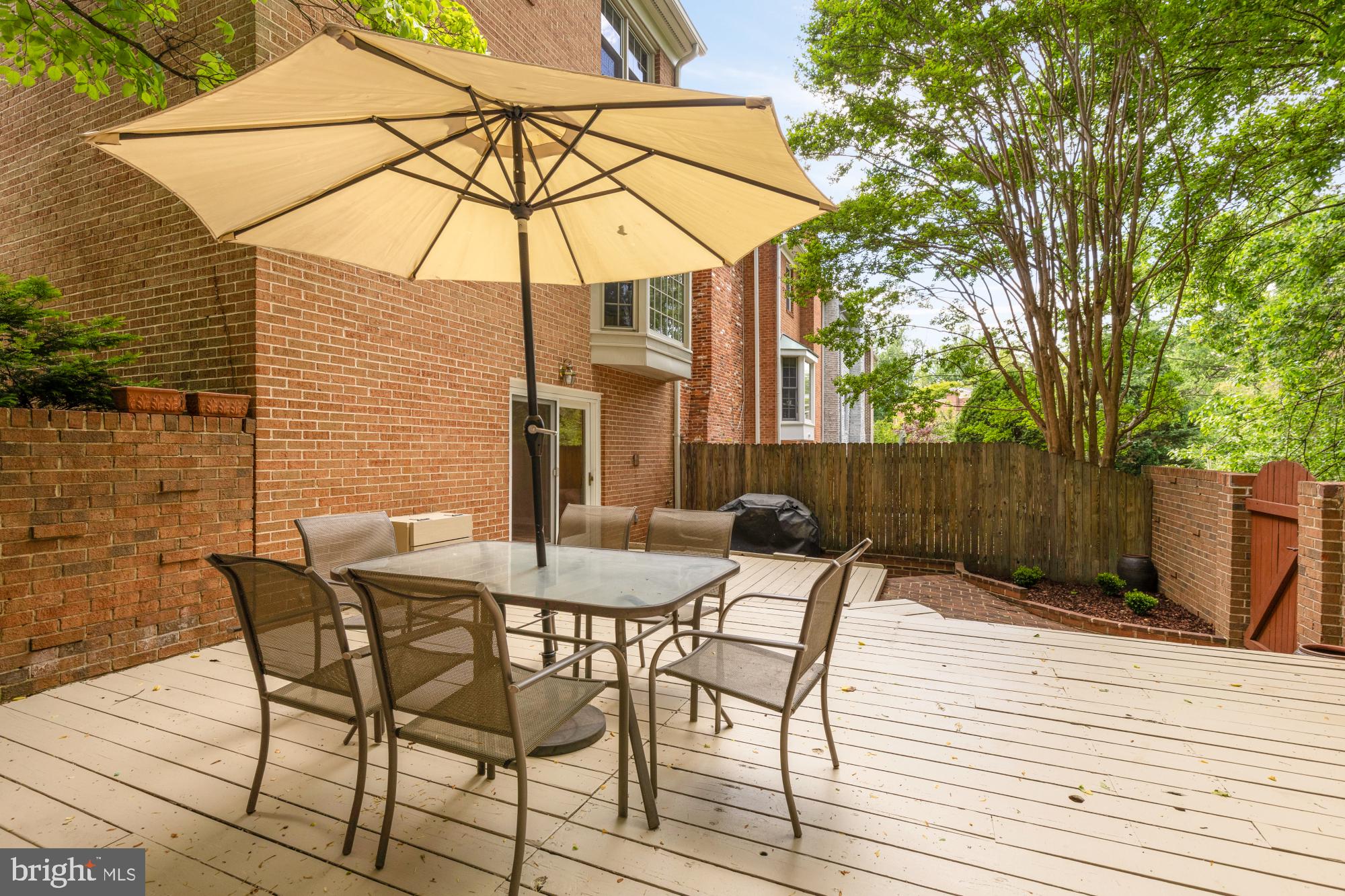 HALLCREST HEIGHTS - Residential
