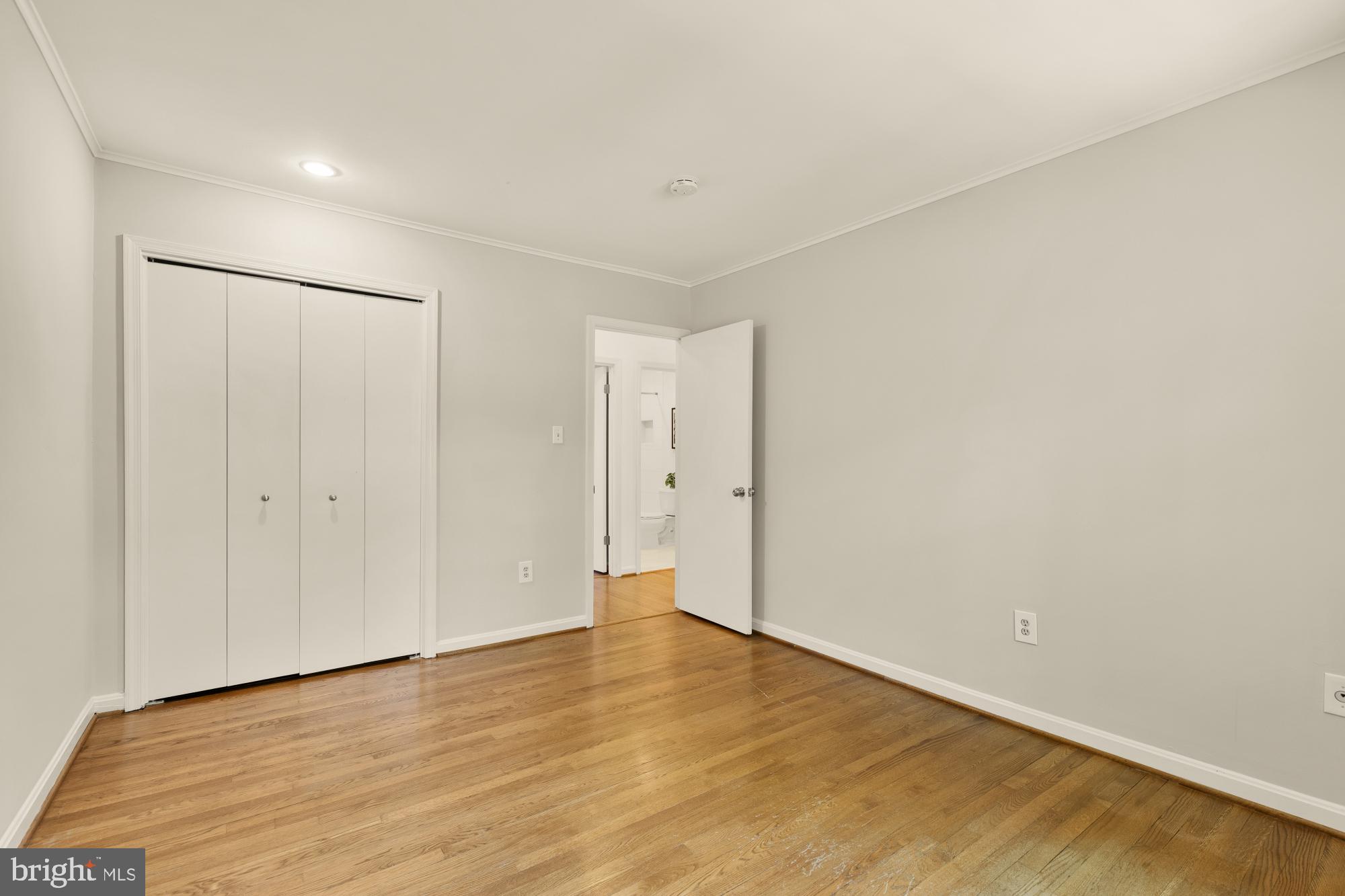 HALLCREST HEIGHTS - Residential