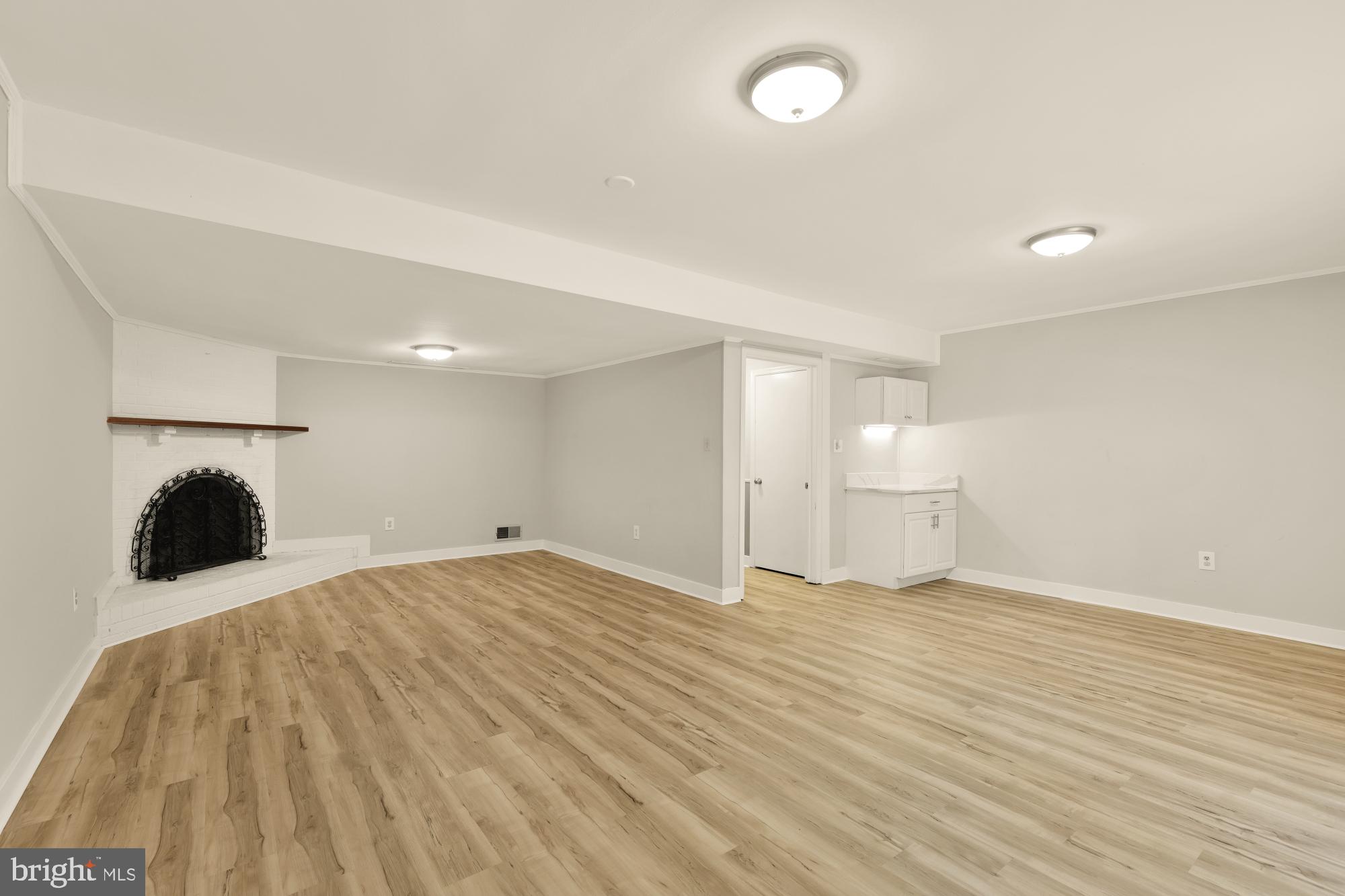 HALLCREST HEIGHTS - Residential