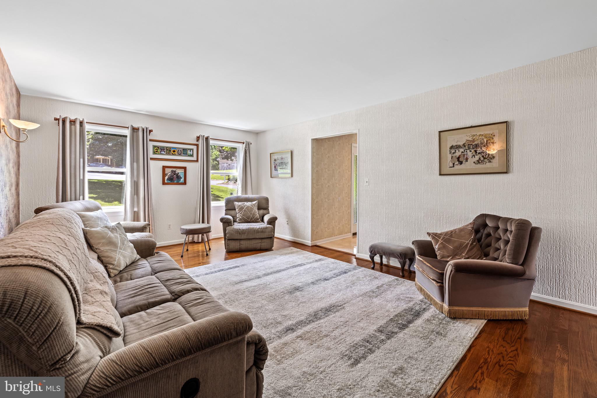 3205 NEWFANE COURT