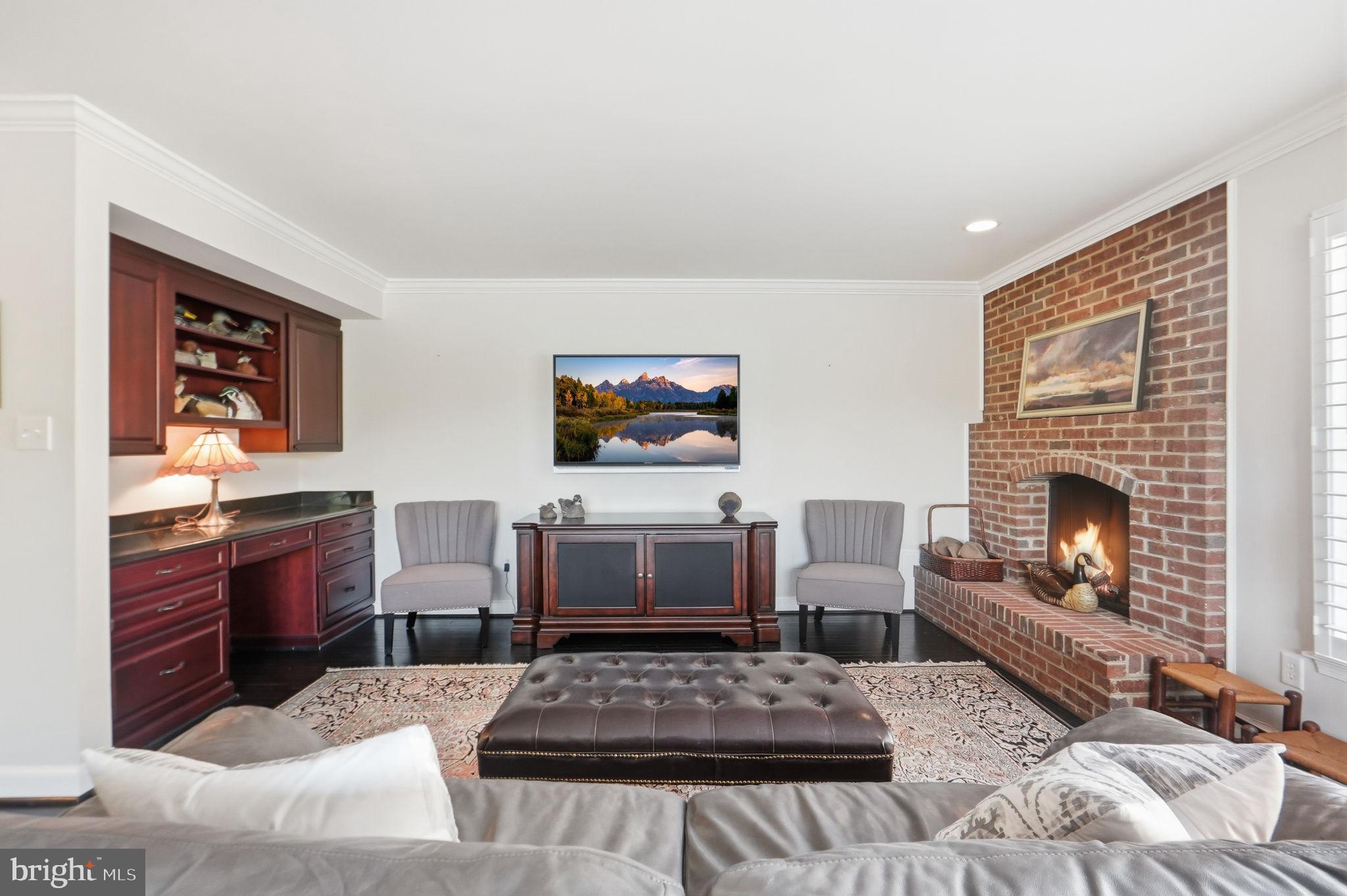 MADISON OF MCLEAN - Residential