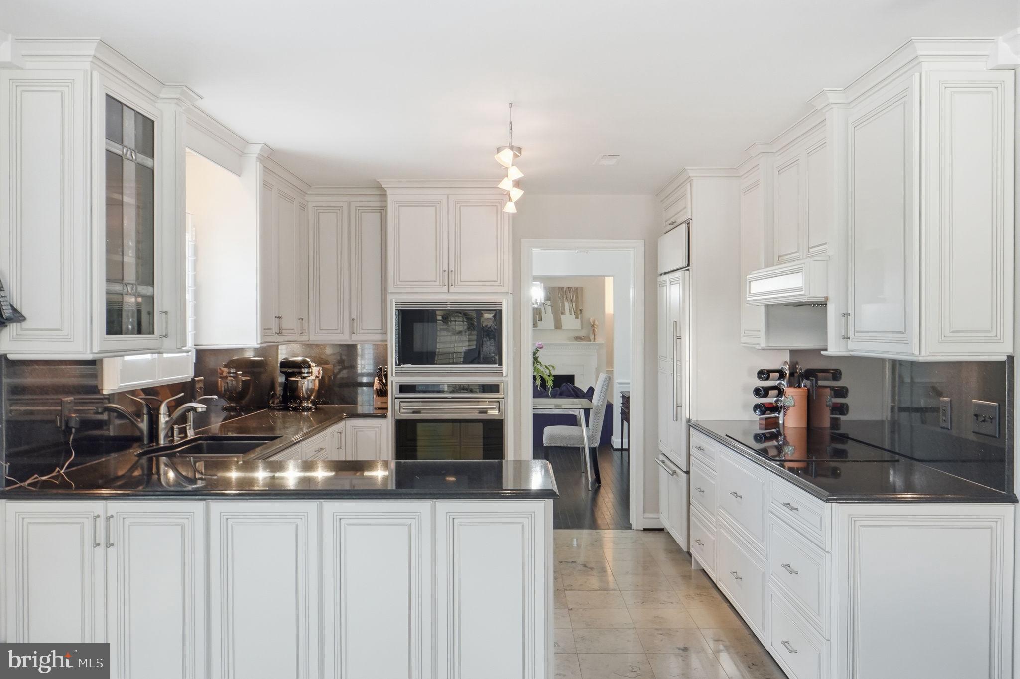 MADISON OF MCLEAN - Residential