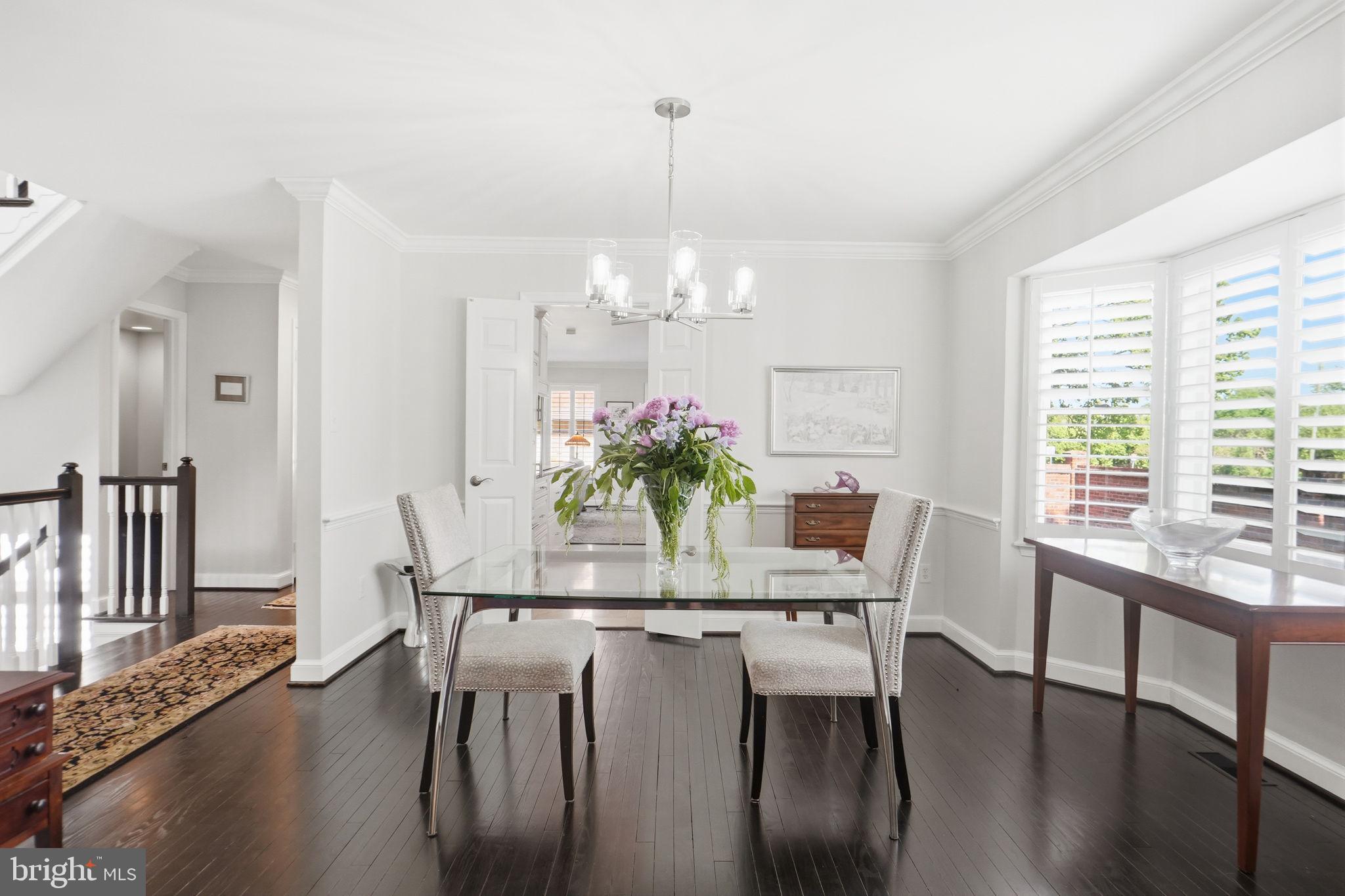 MADISON OF MCLEAN - Residential