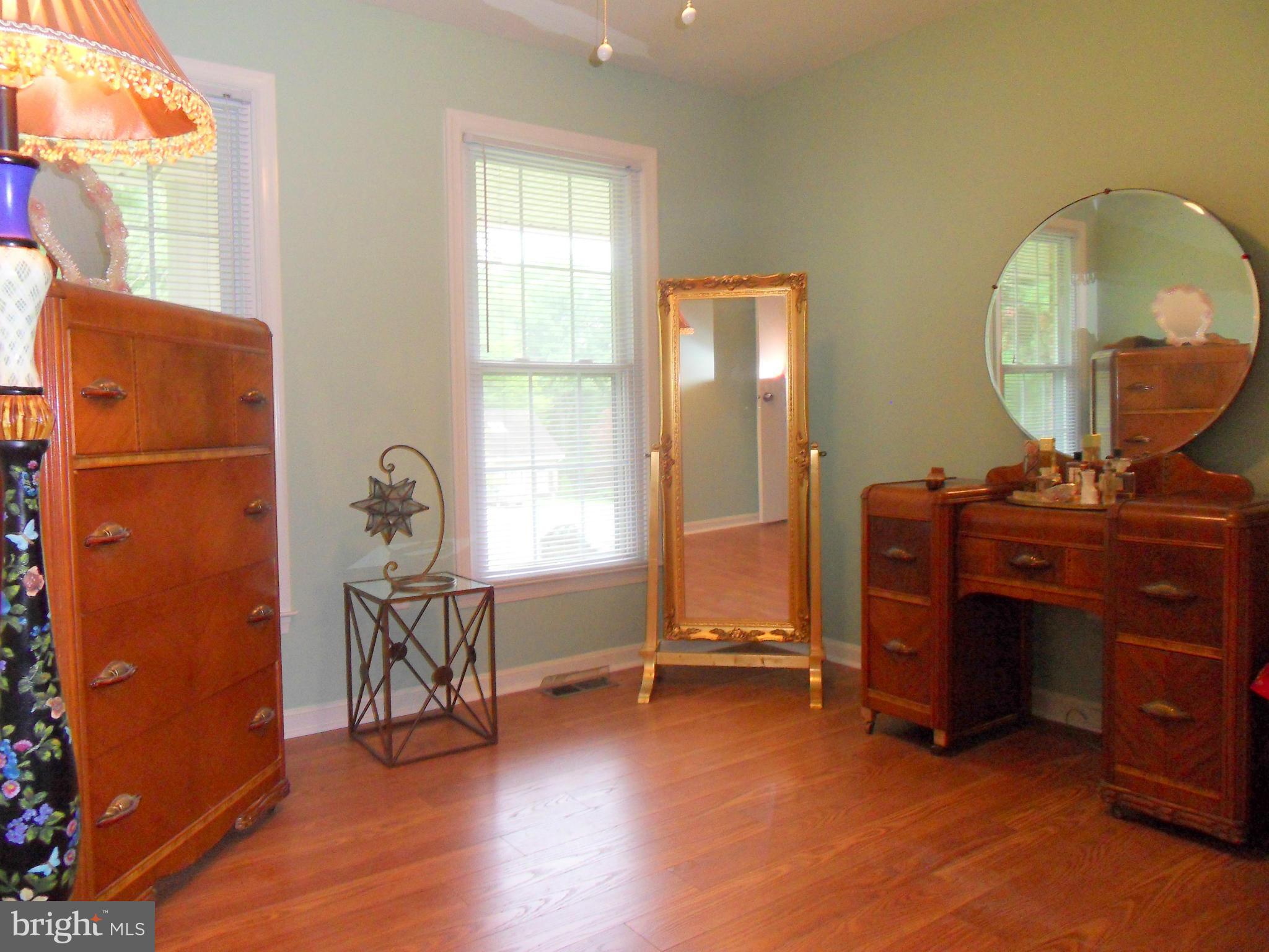 SMOKY ROAD - Residential