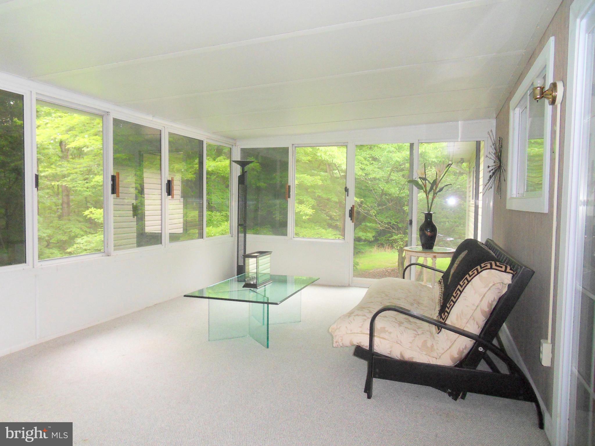 SMOKY ROAD - Residential