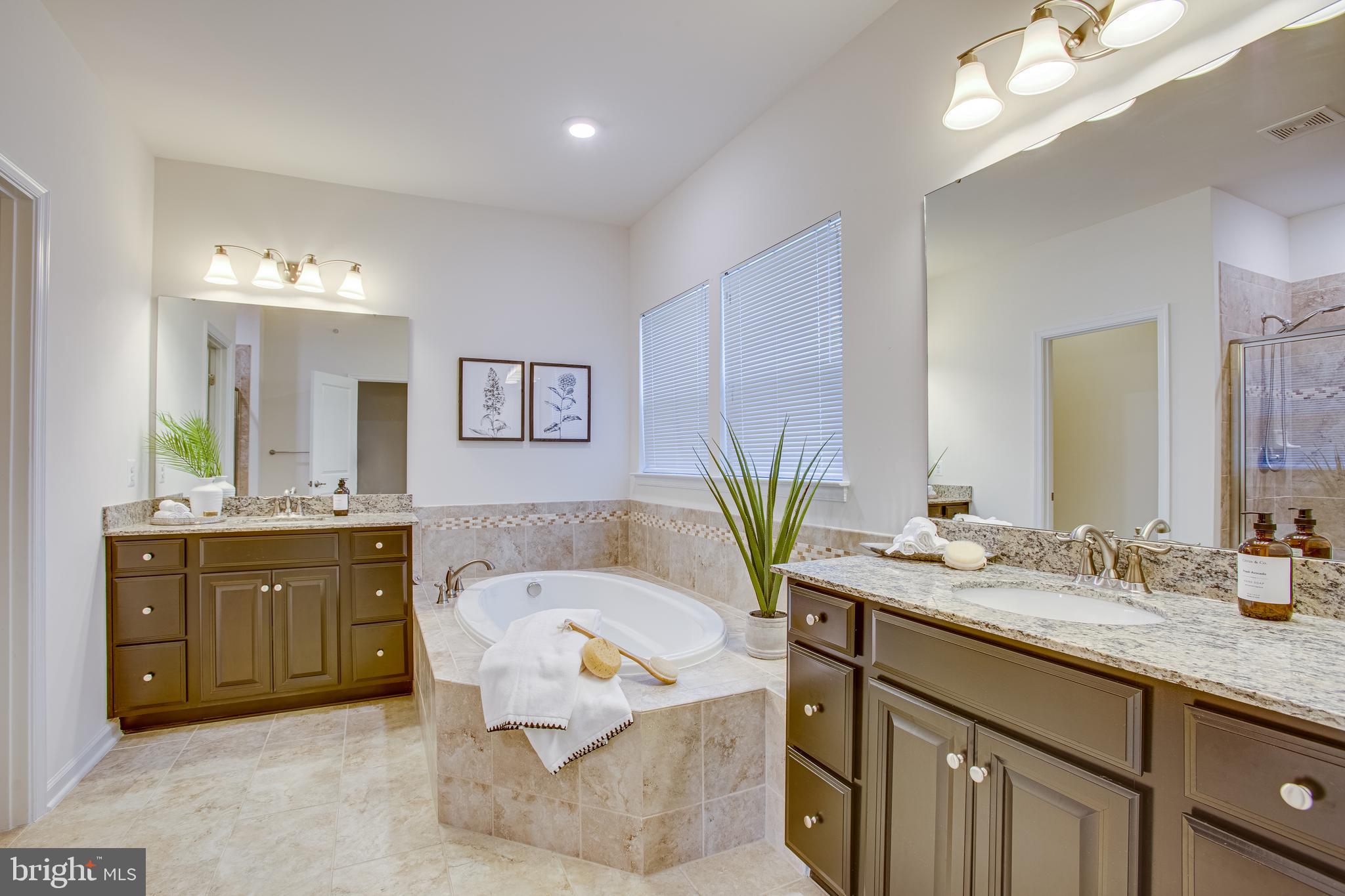 POTOMAC SHORES - Residential