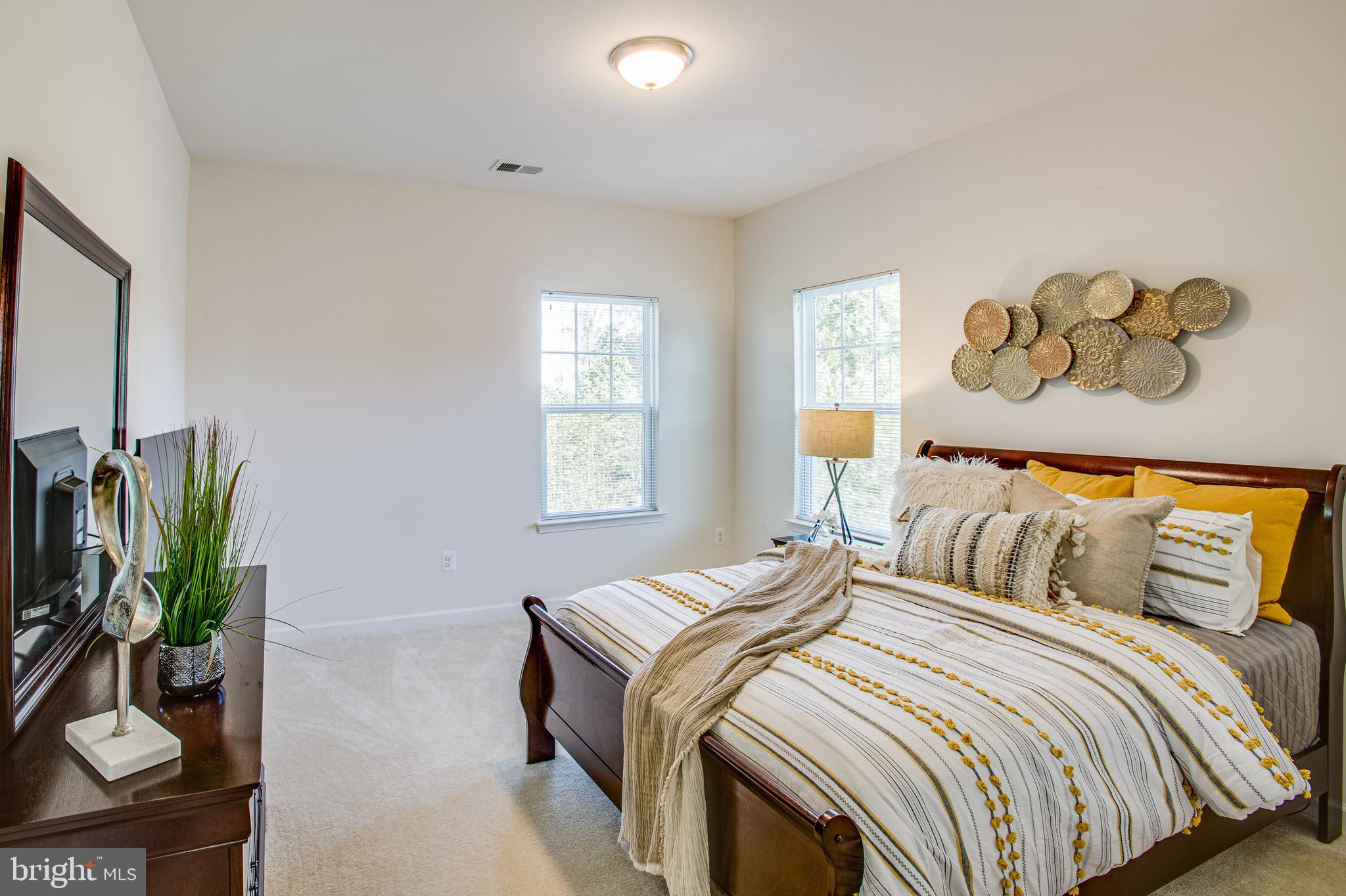 POTOMAC SHORES - Residential