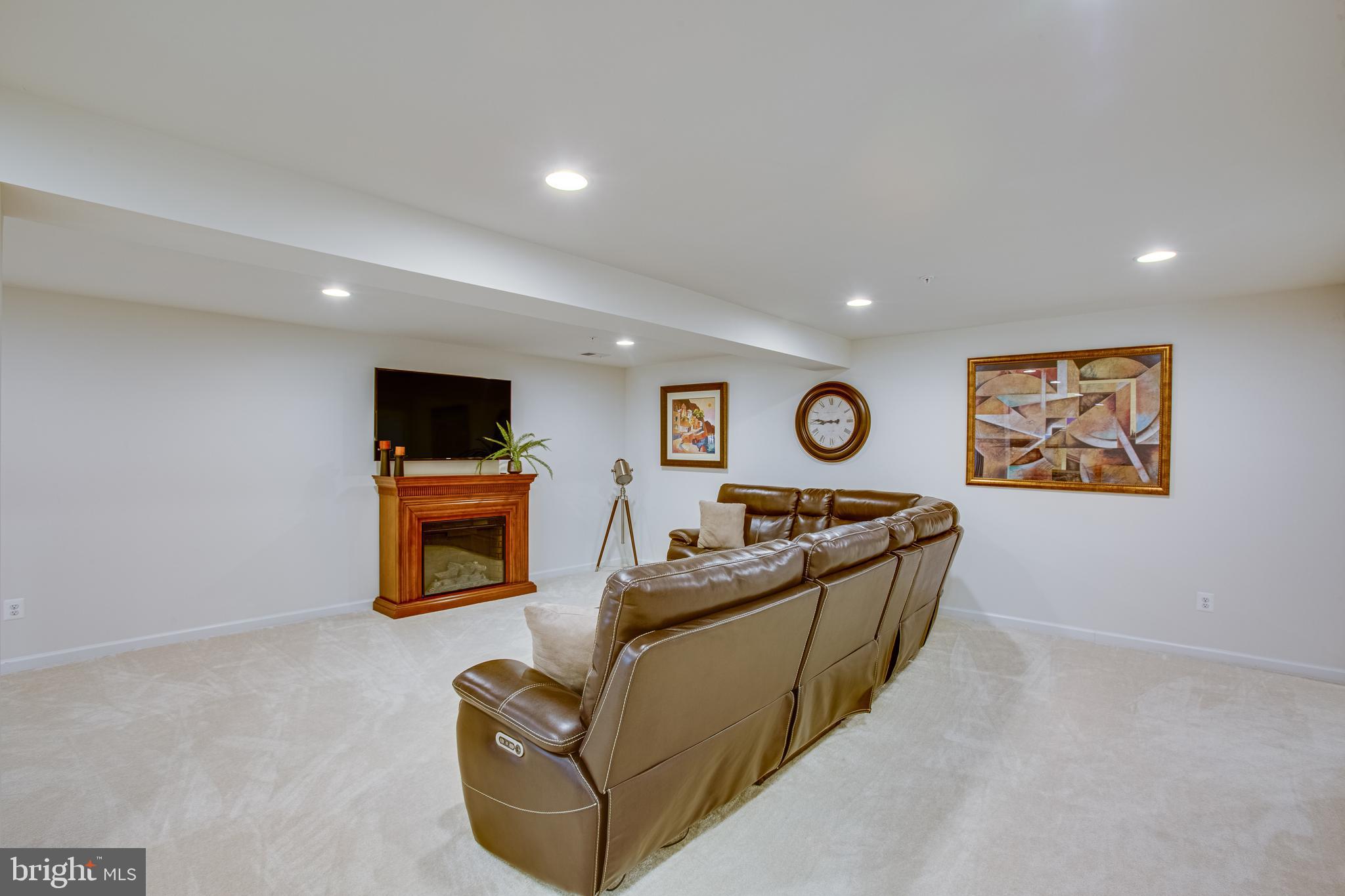 POTOMAC SHORES - Residential