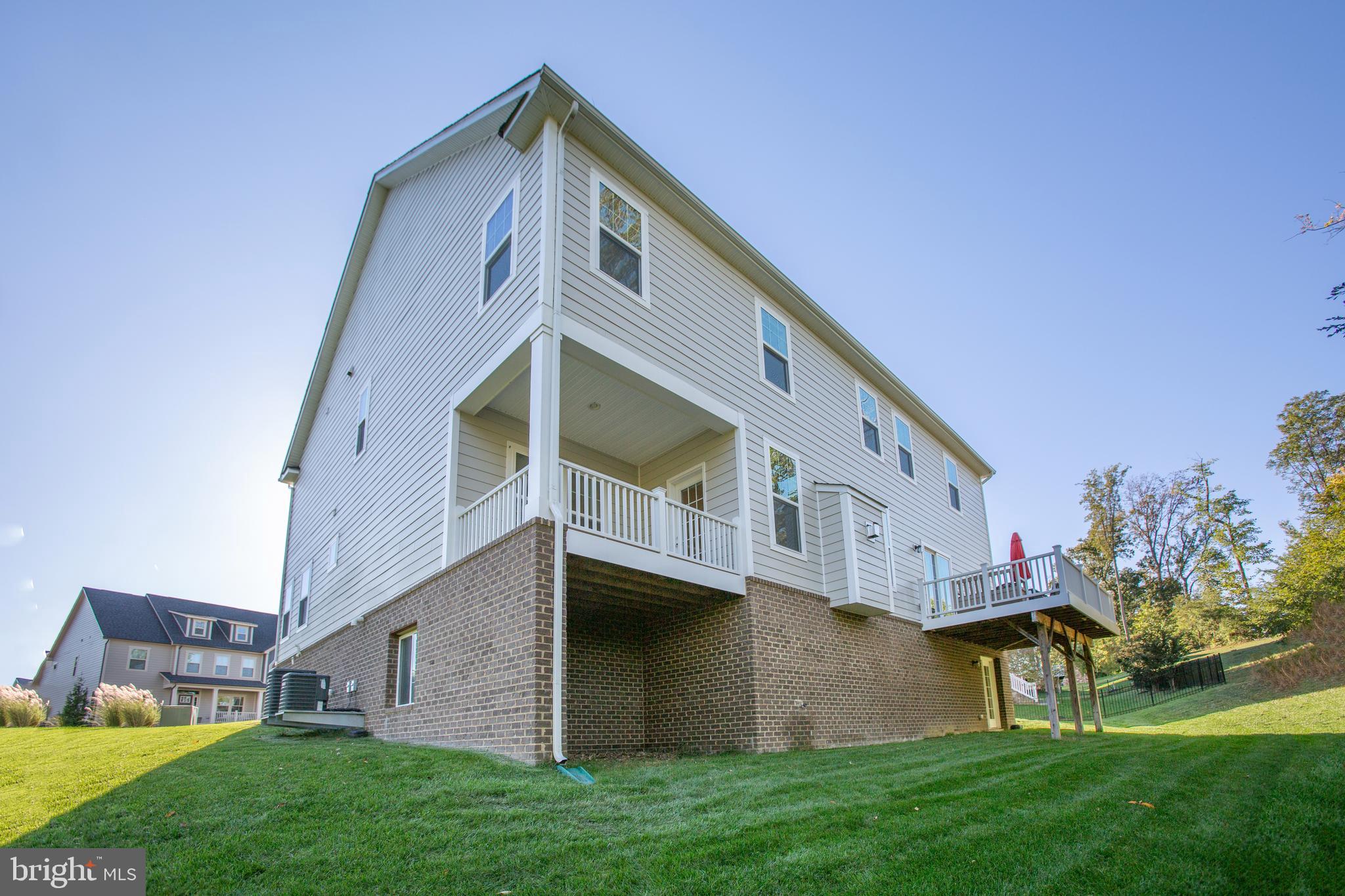 POTOMAC SHORES - Residential