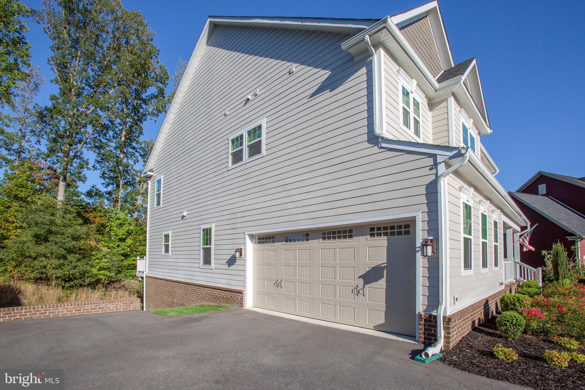 POTOMAC SHORES - Residential