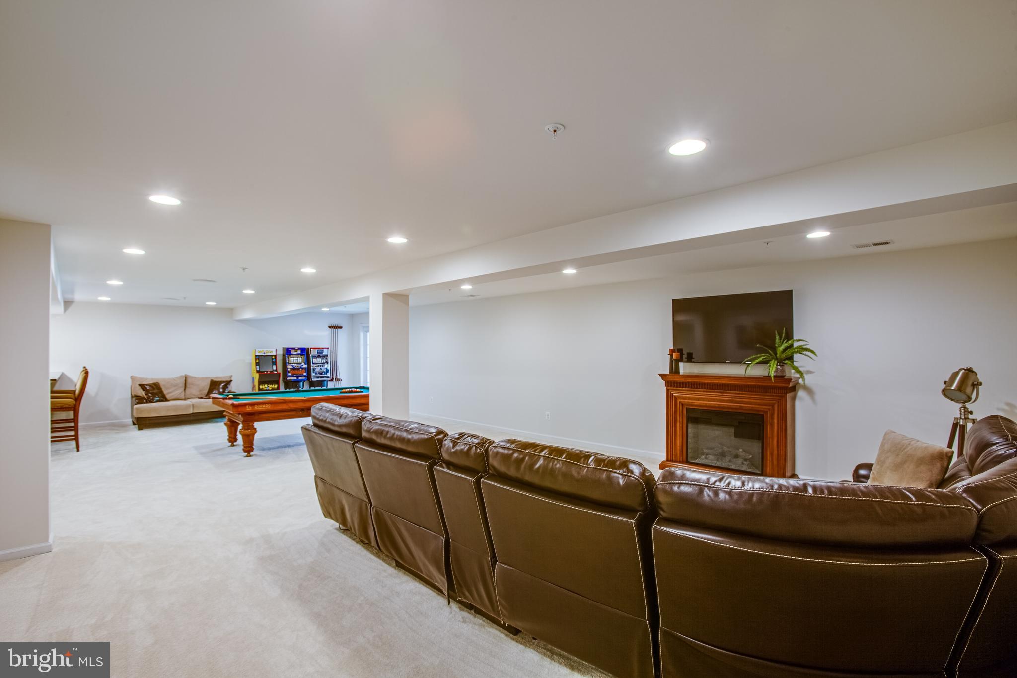 POTOMAC SHORES - Residential