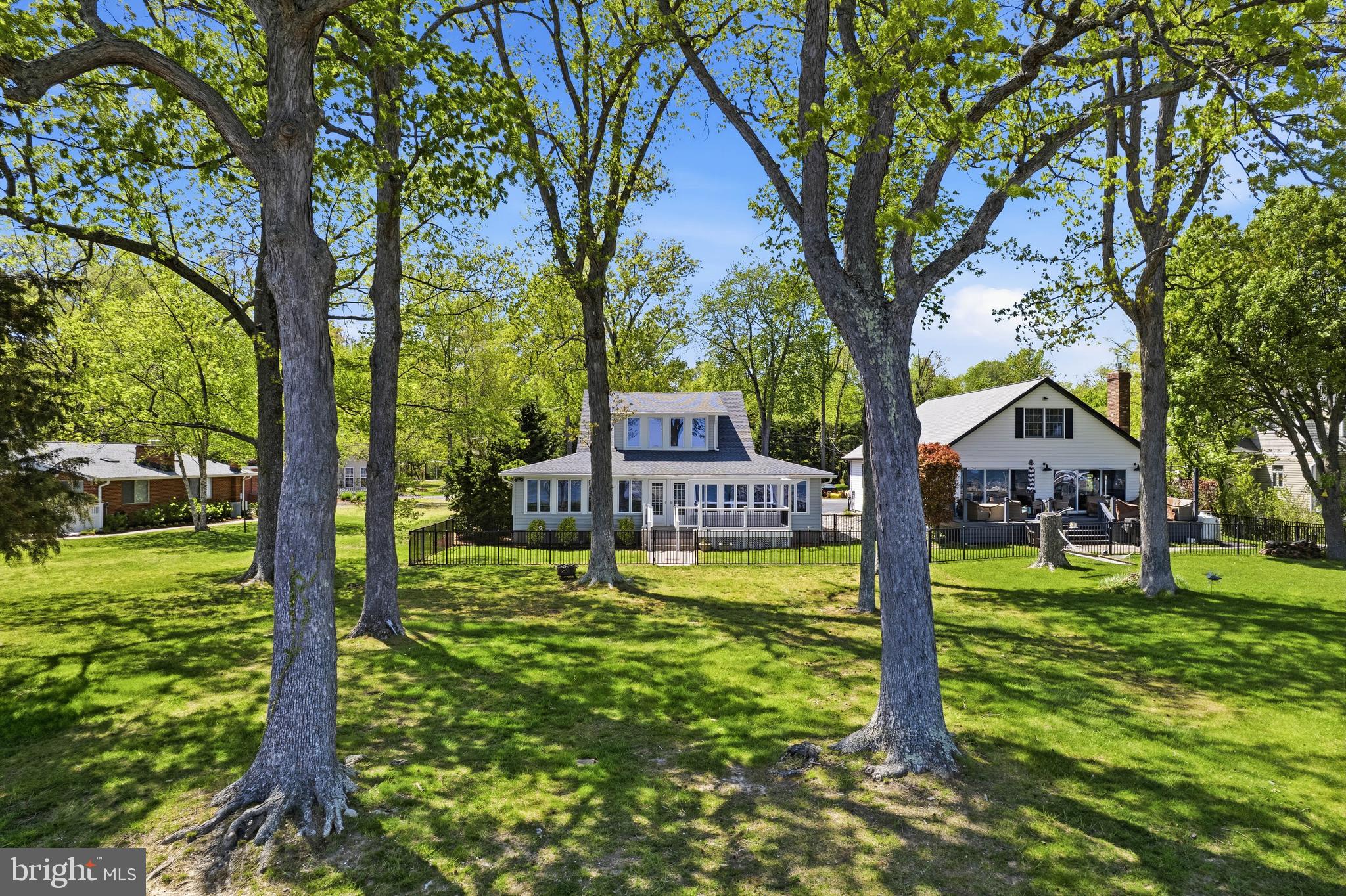 NORTH BEACH PARK - Residential