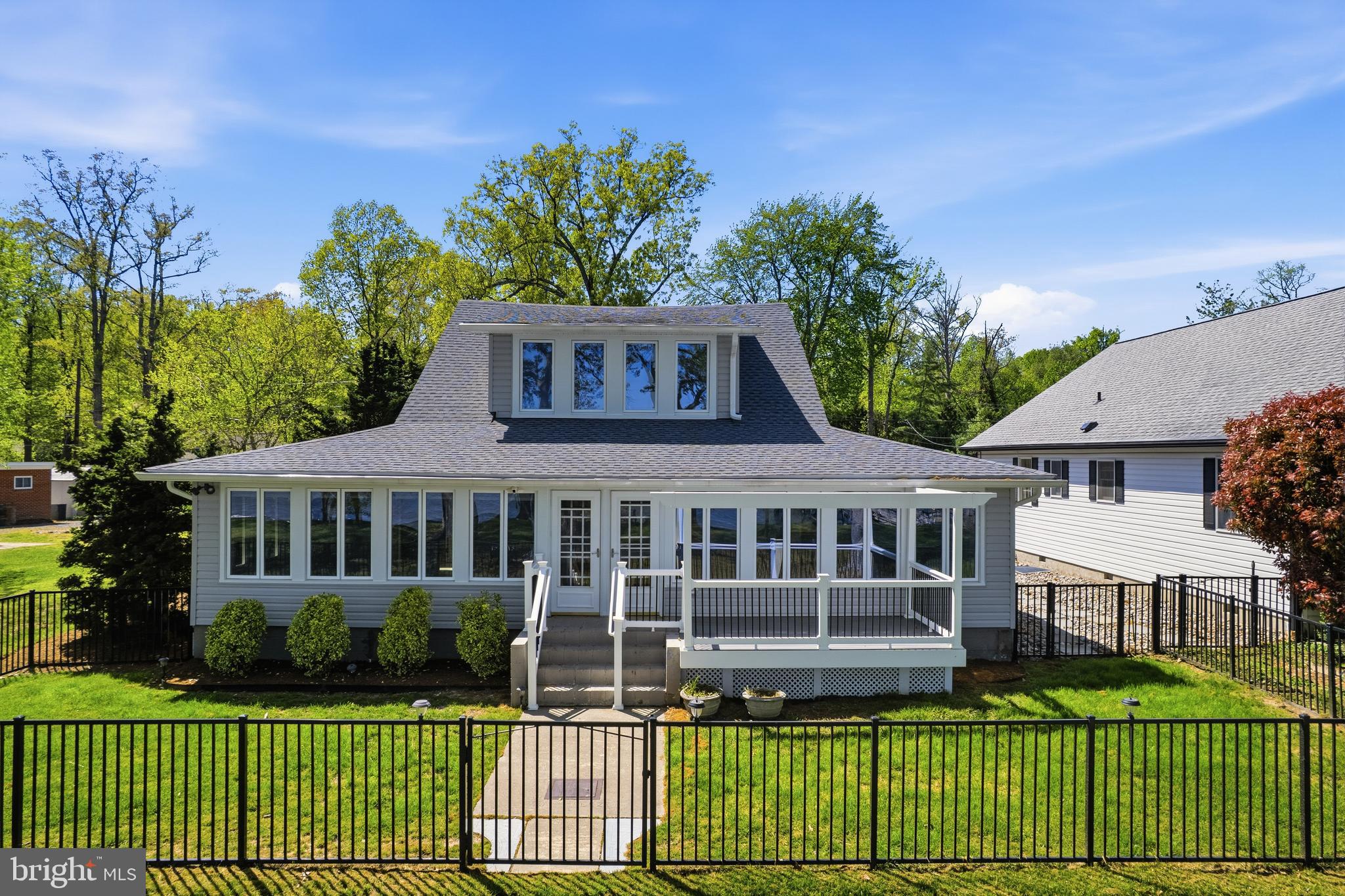 NORTH BEACH PARK - Residential