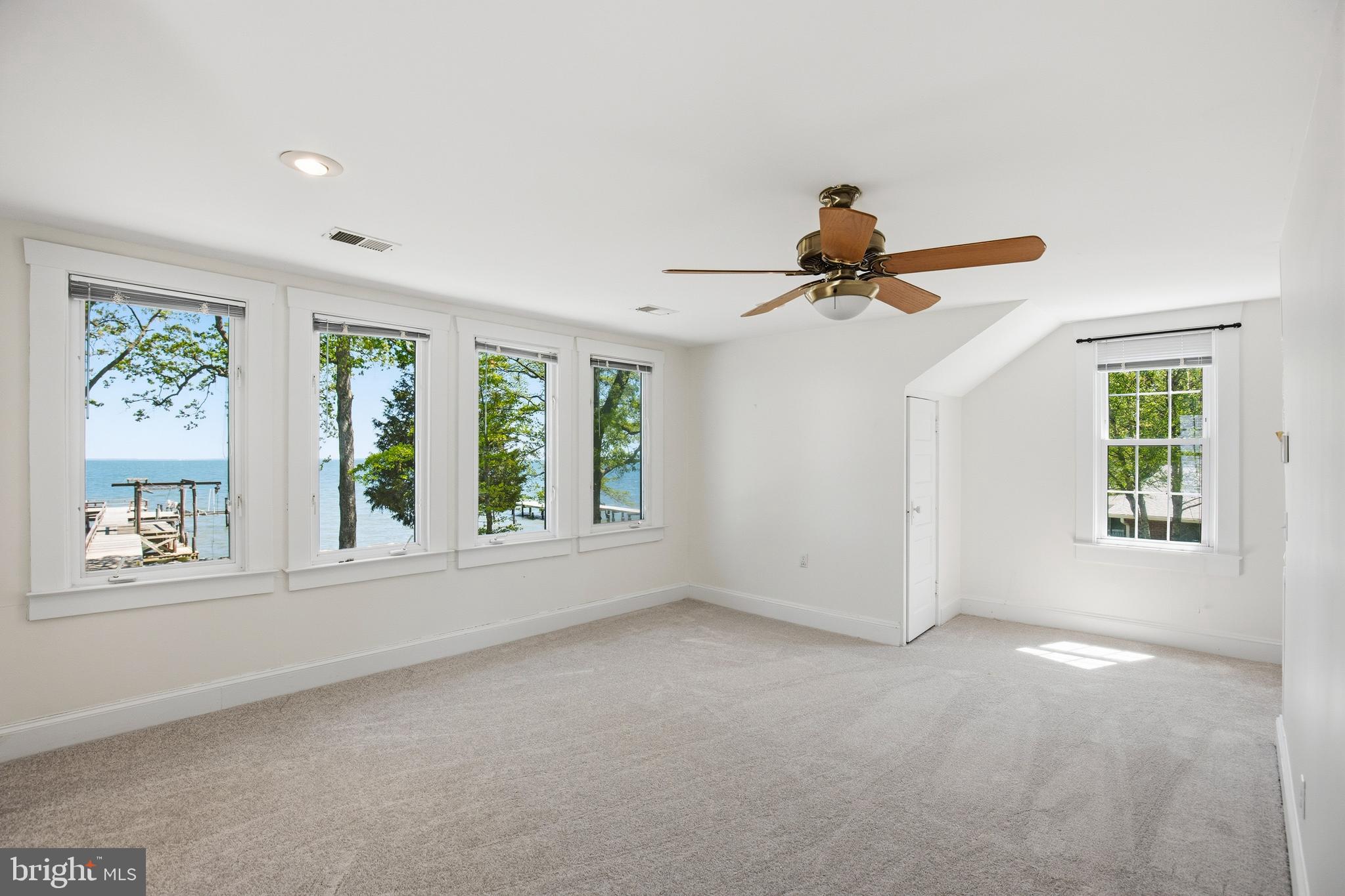 NORTH BEACH PARK - Residential