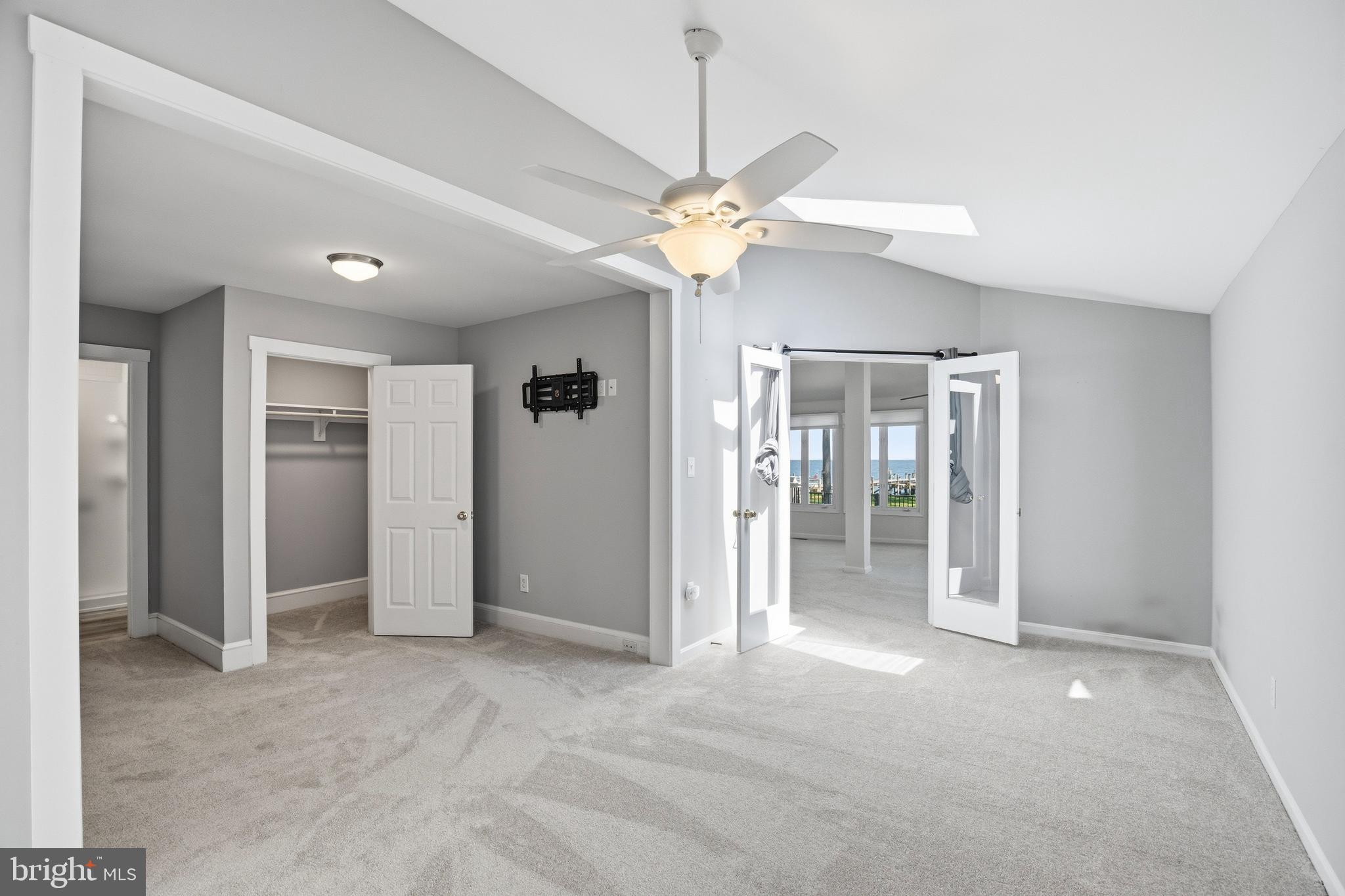 NORTH BEACH PARK - Residential