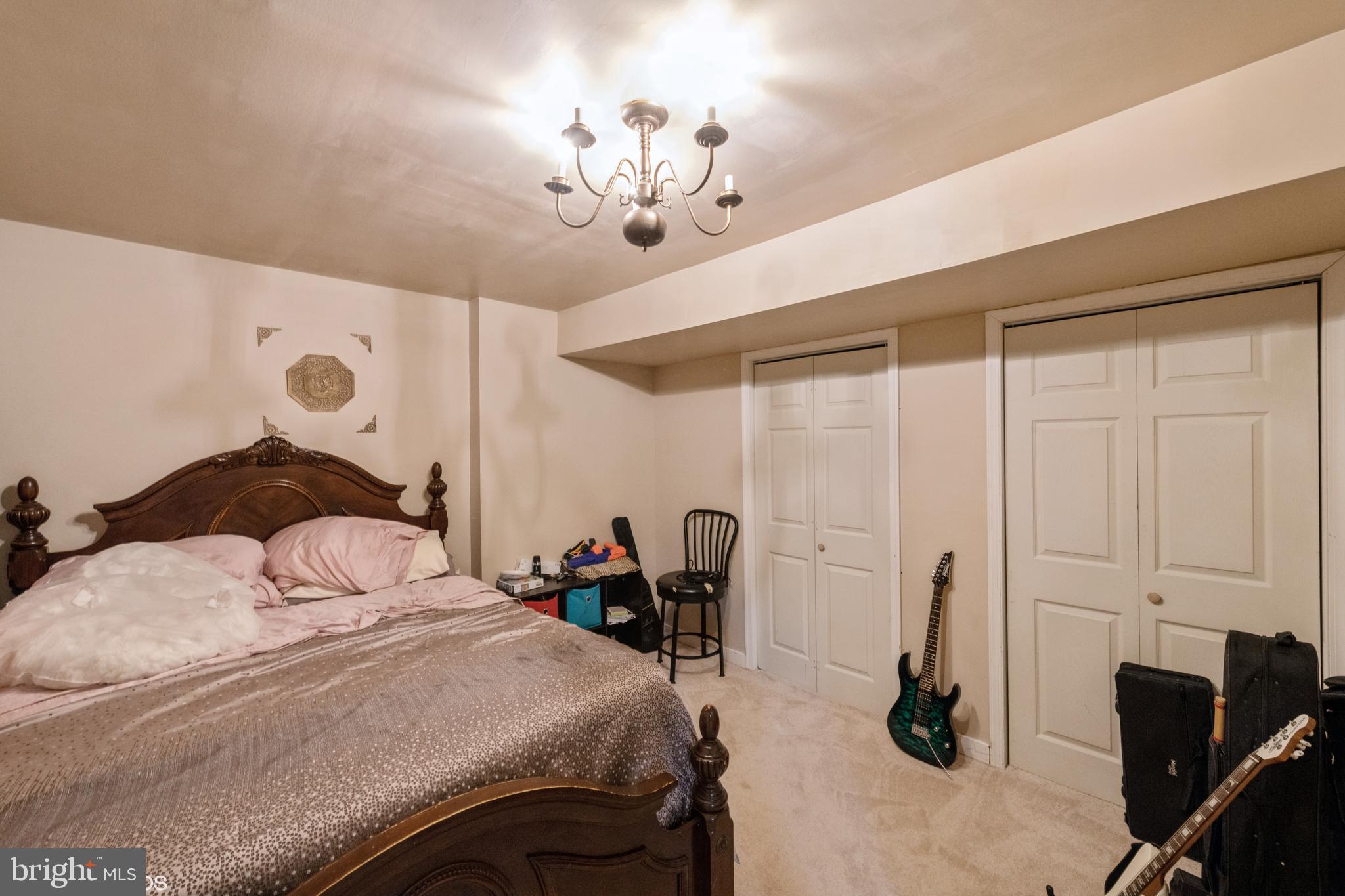 SOUTH RIDING - Residential Lease