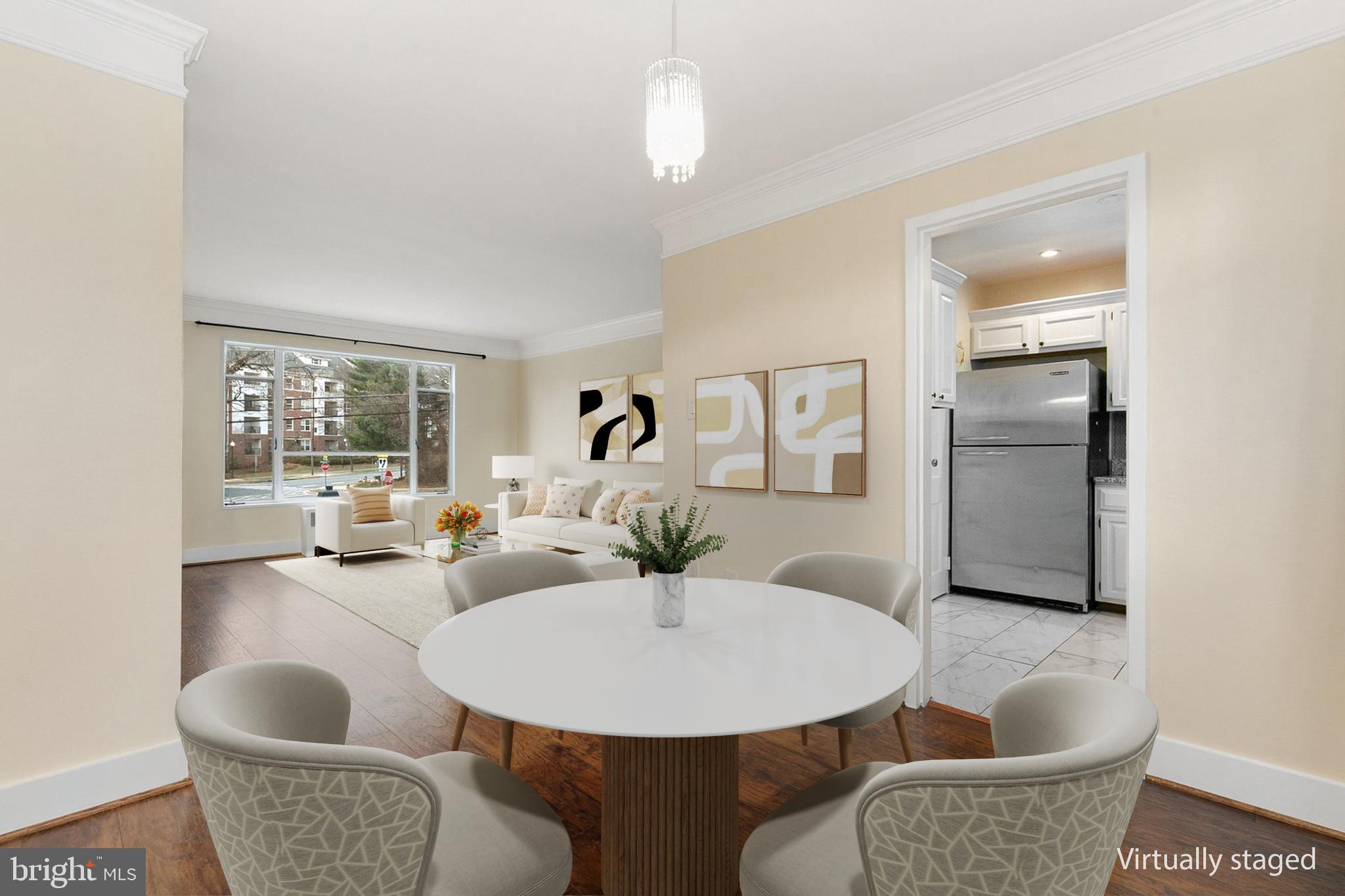 10315 MONTROSE AVENUE 202