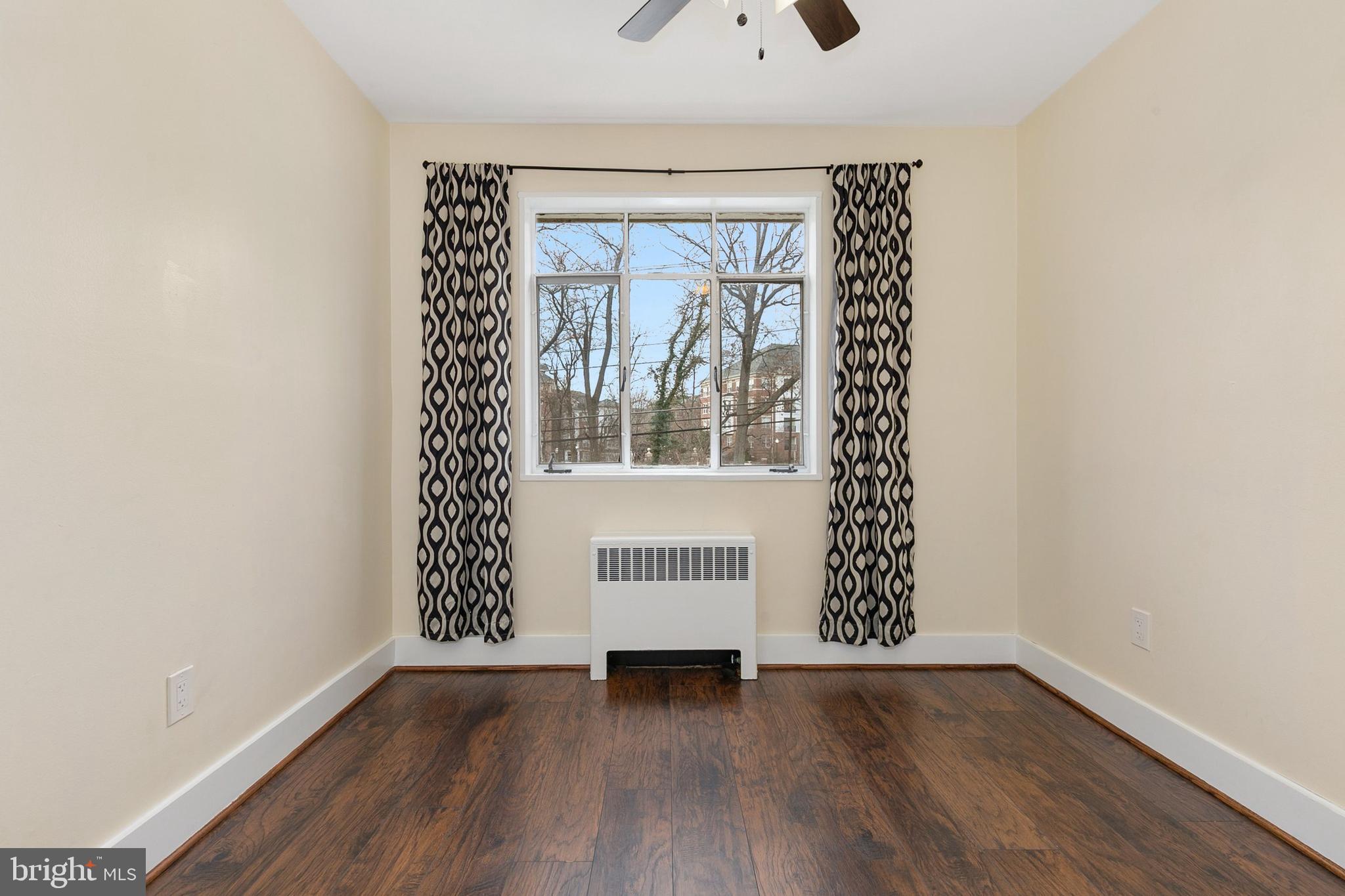 PARKSIDE CONDOMINIUMS - Residential