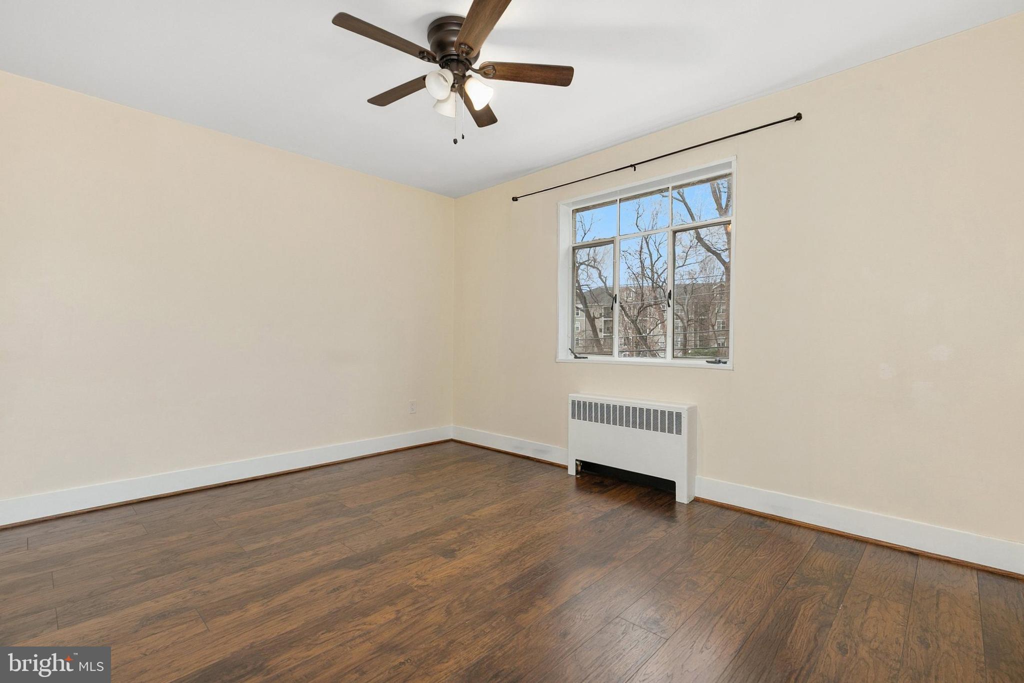 PARKSIDE CONDOMINIUMS - Residential