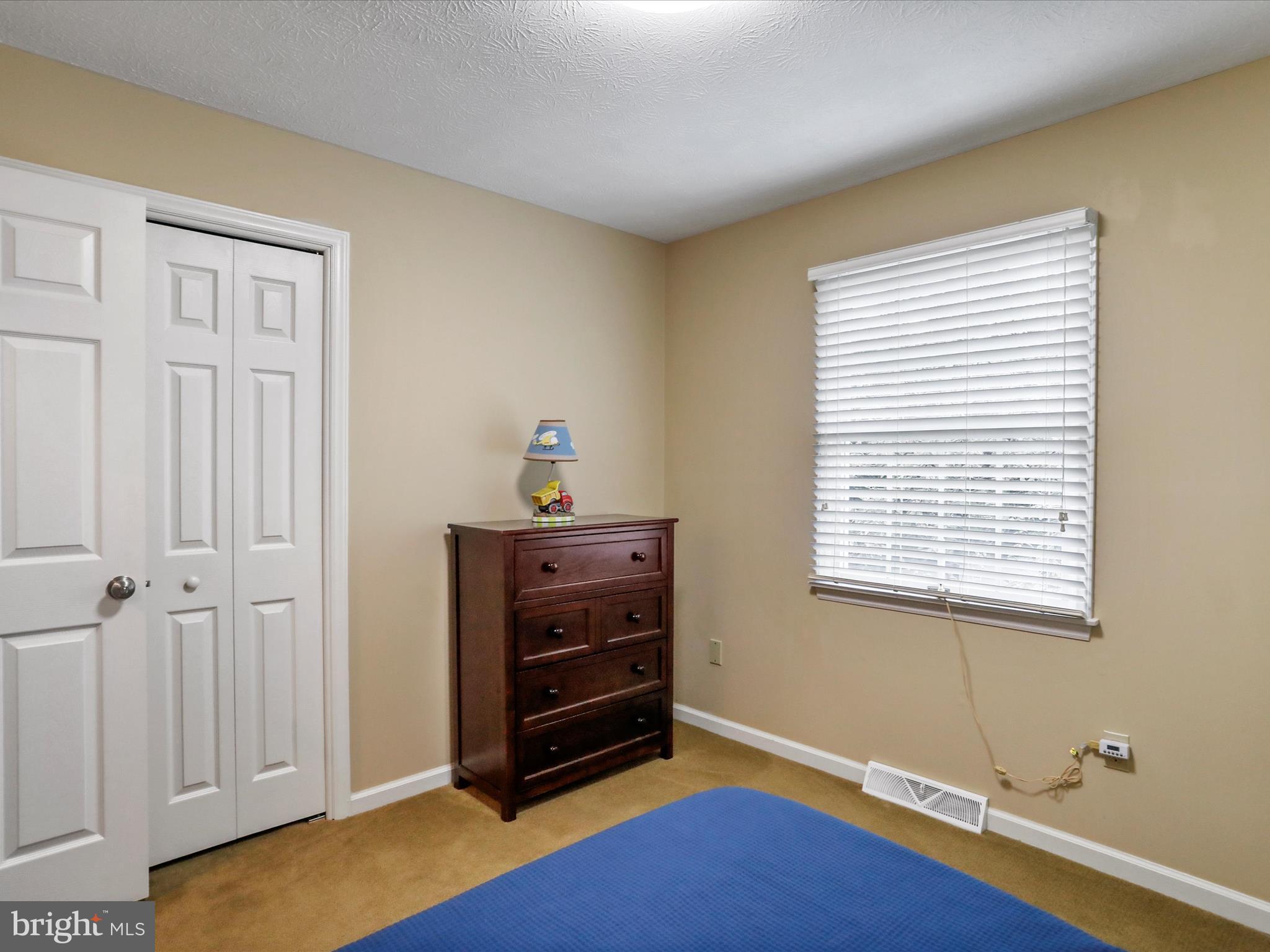 HAWTHORNE HEIGHTS - Residential