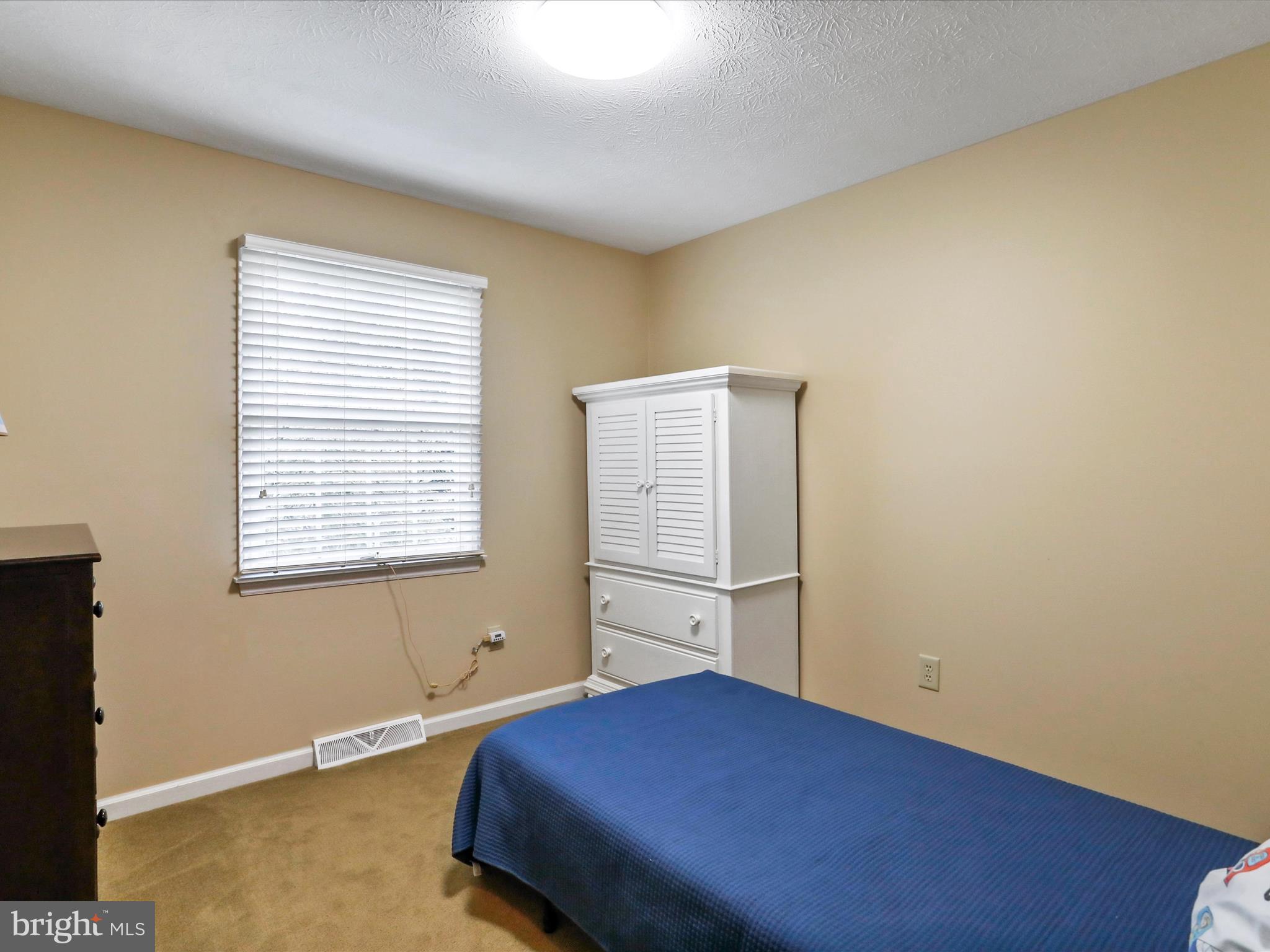 HAWTHORNE HEIGHTS - Residential