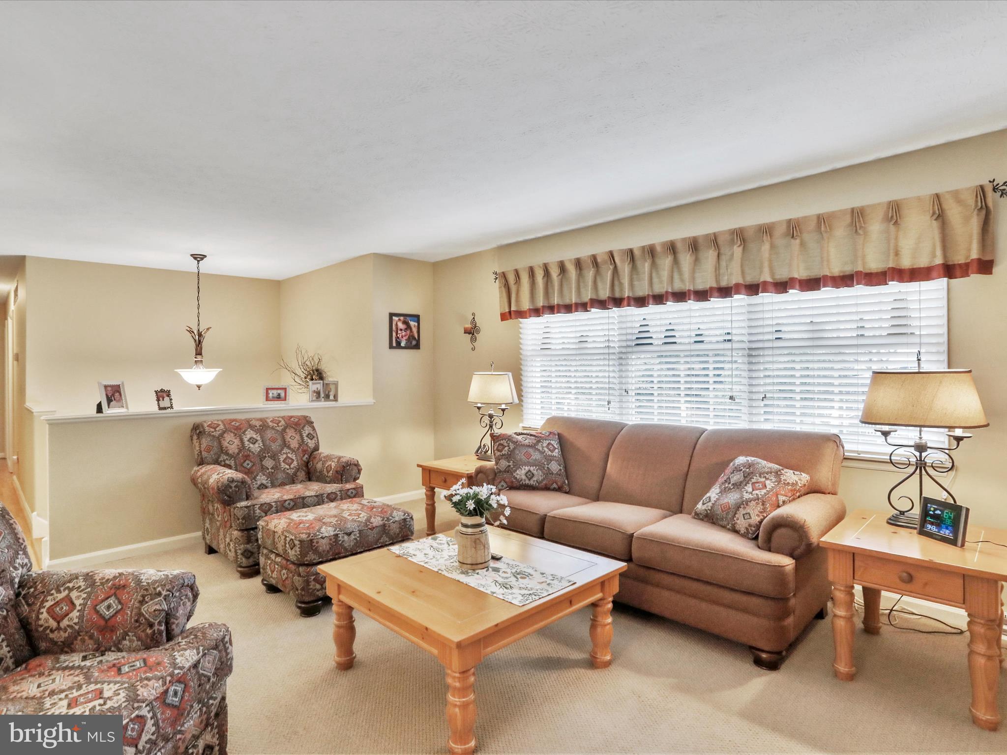 HAWTHORNE HEIGHTS - Residential