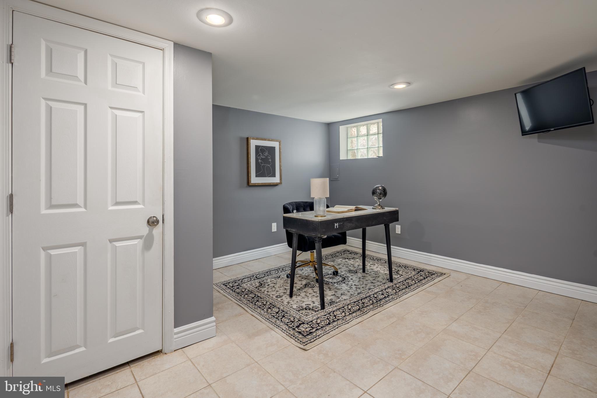 STONELEIGH - Residential