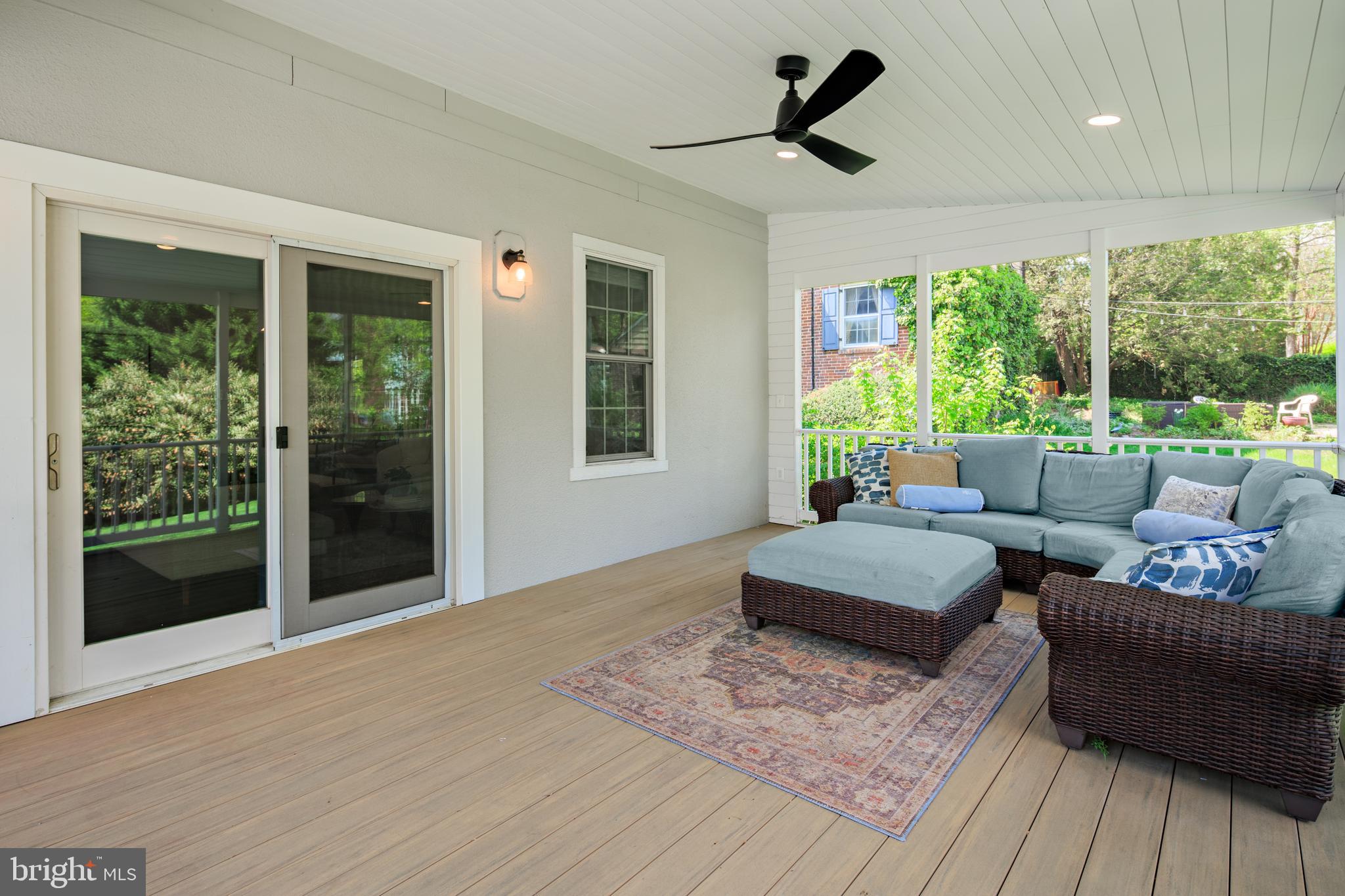 STONELEIGH - Residential