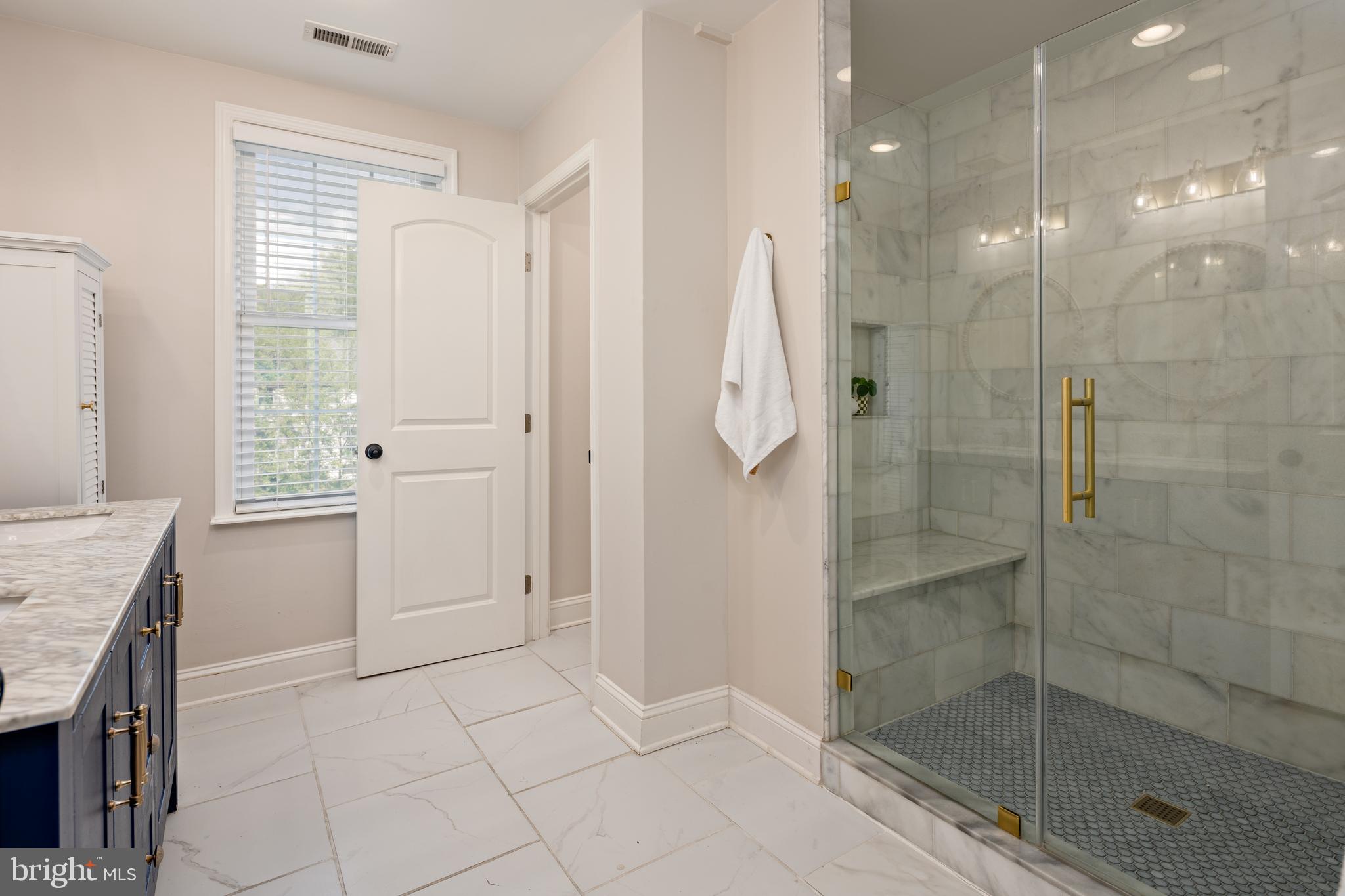 STONELEIGH - Residential