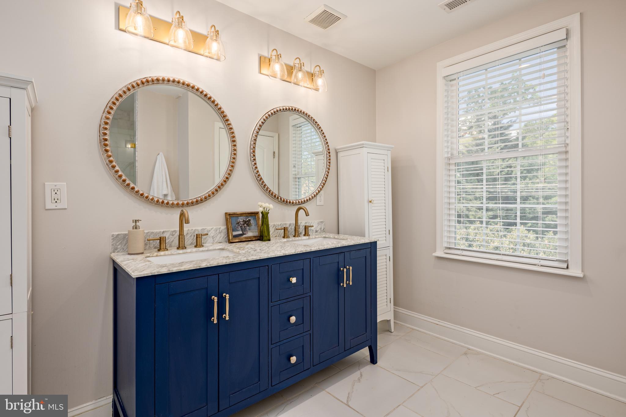 STONELEIGH - Residential