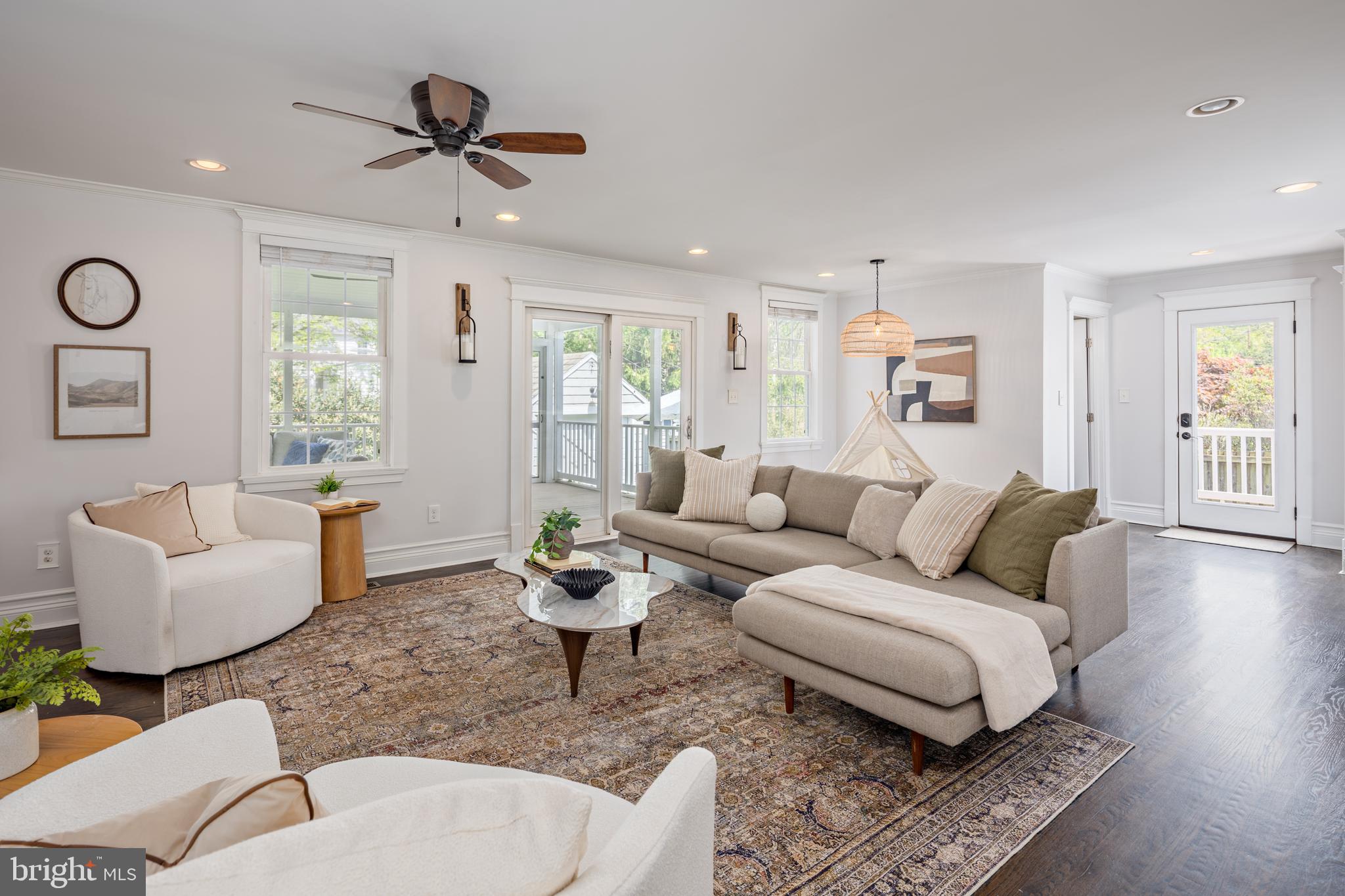 STONELEIGH - Residential