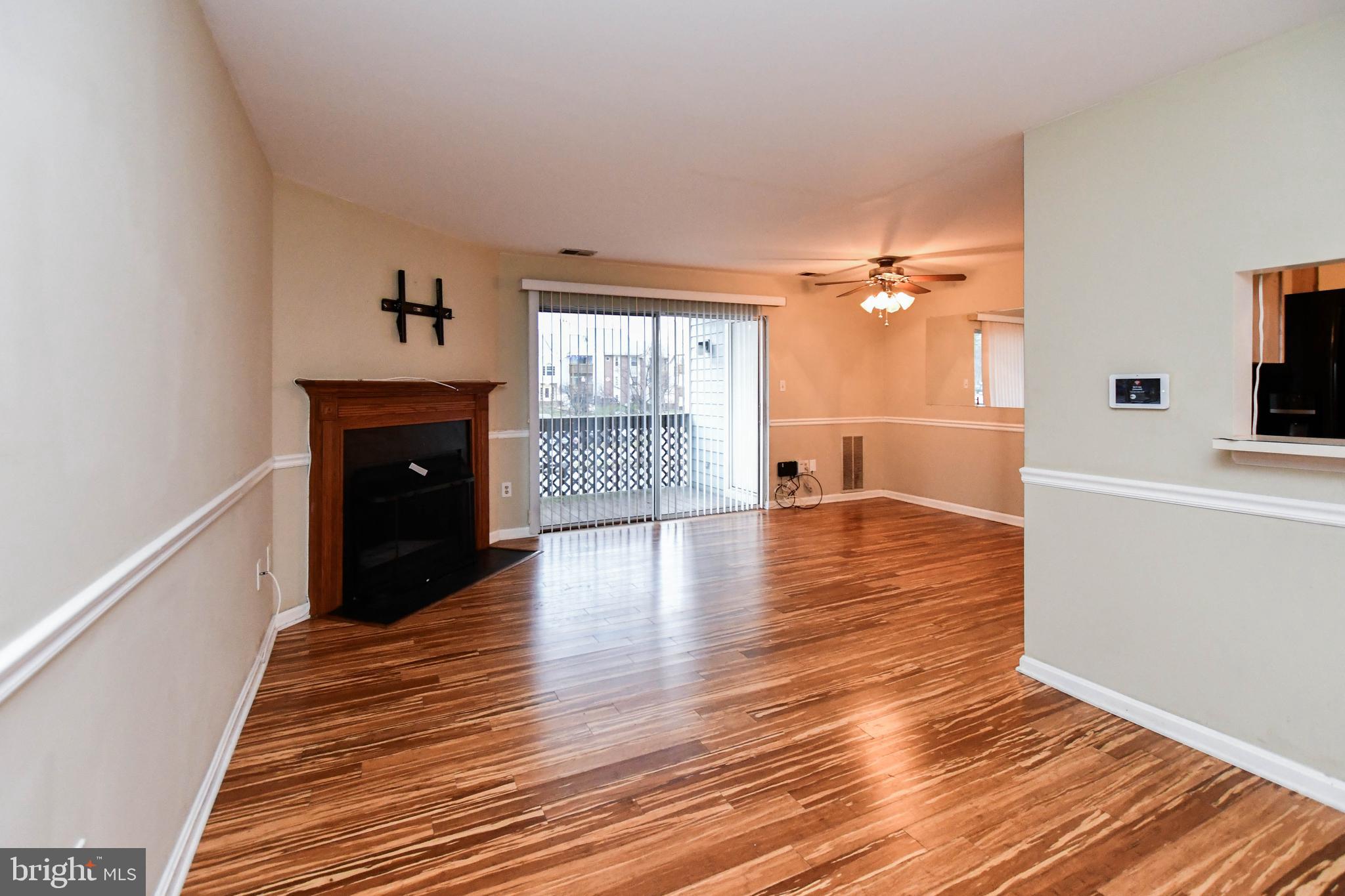 CROMWELL FOUNTAIN - Residential