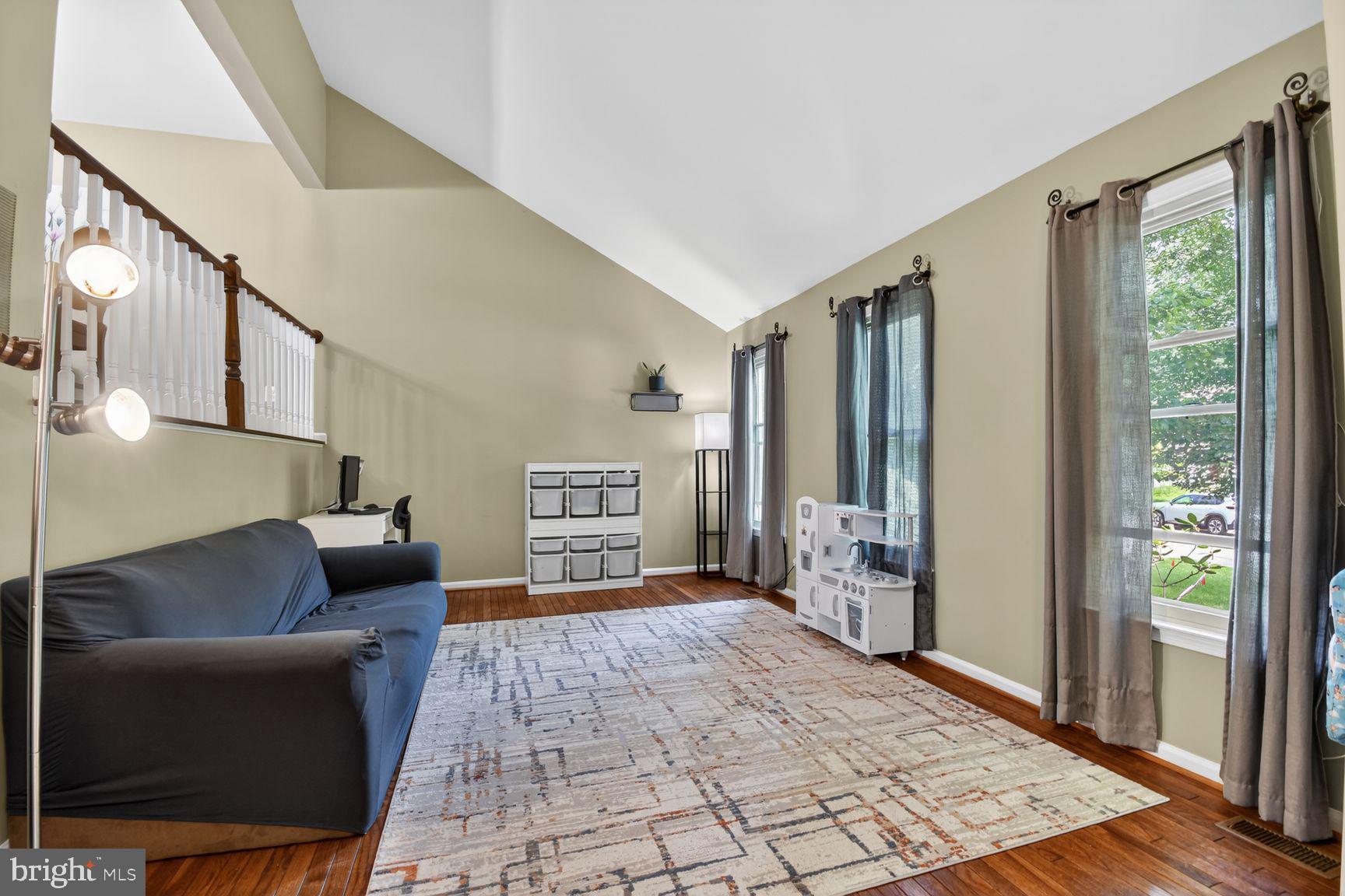 604 SOMERSWORTH WAY