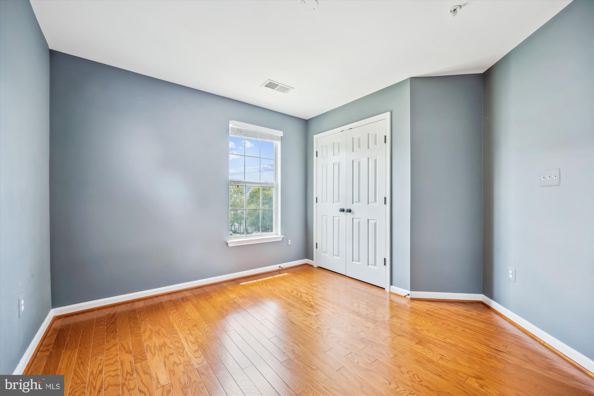 LAKELANDS - Residential