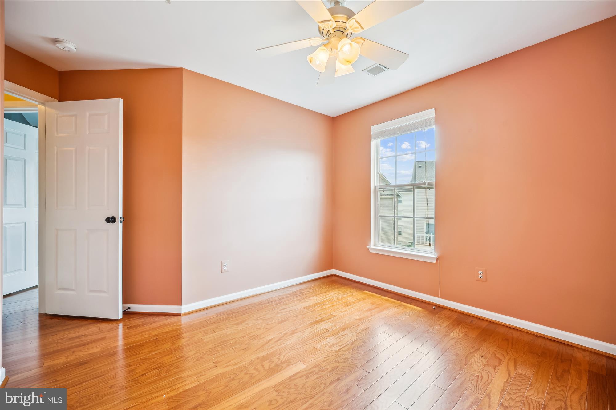 LAKELANDS - Residential