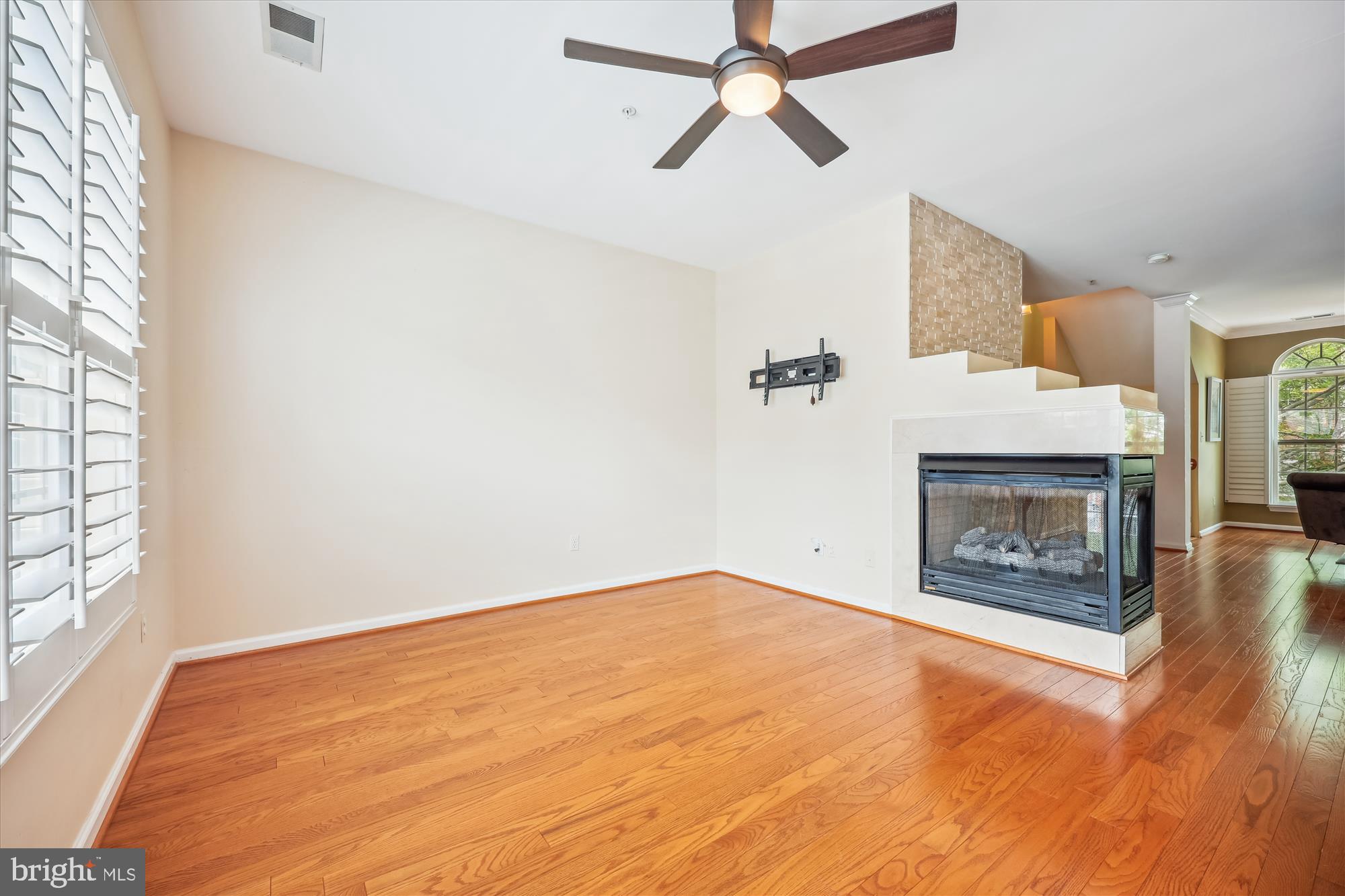 LAKELANDS - Residential