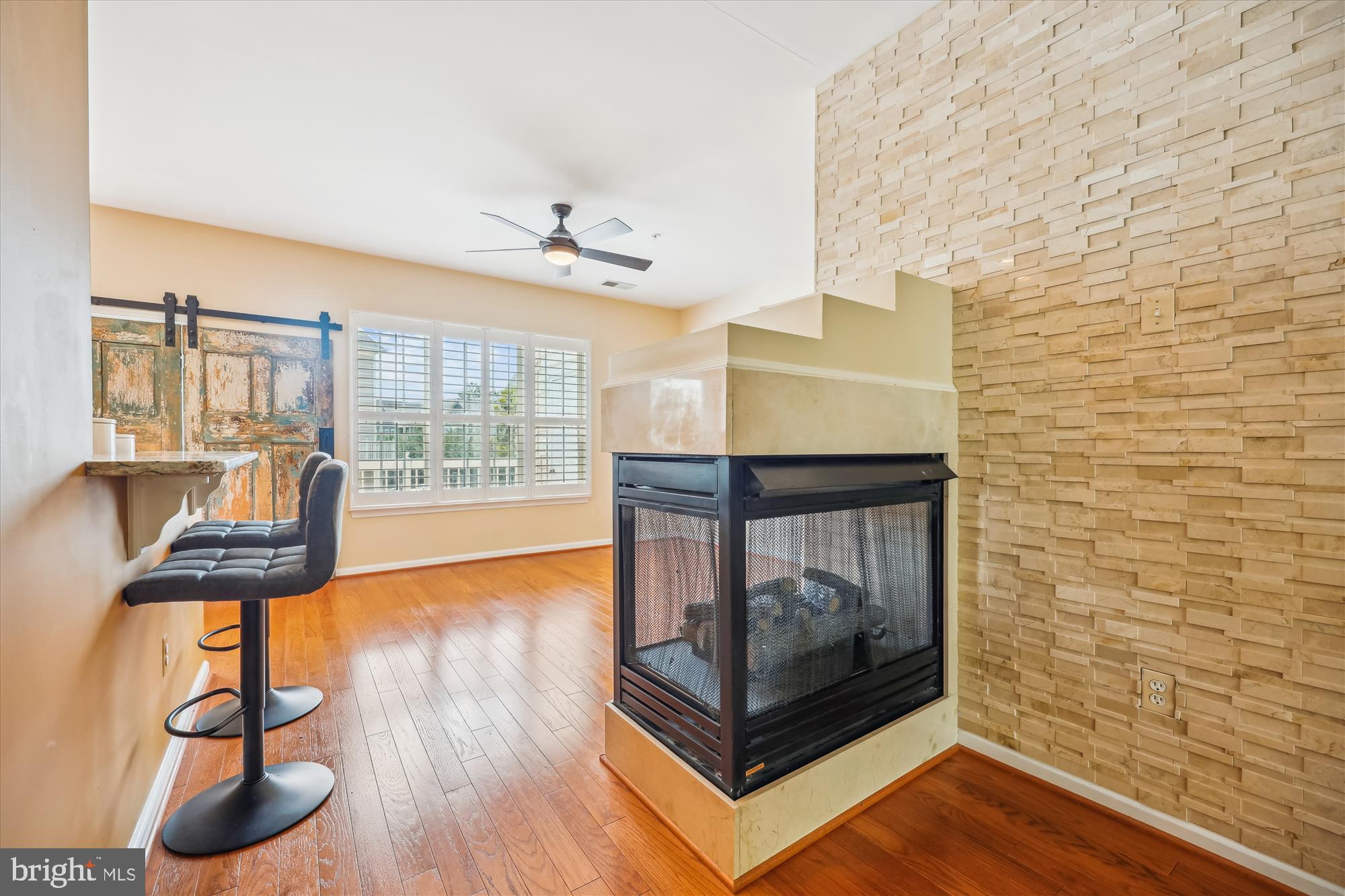 LAKELANDS - Residential