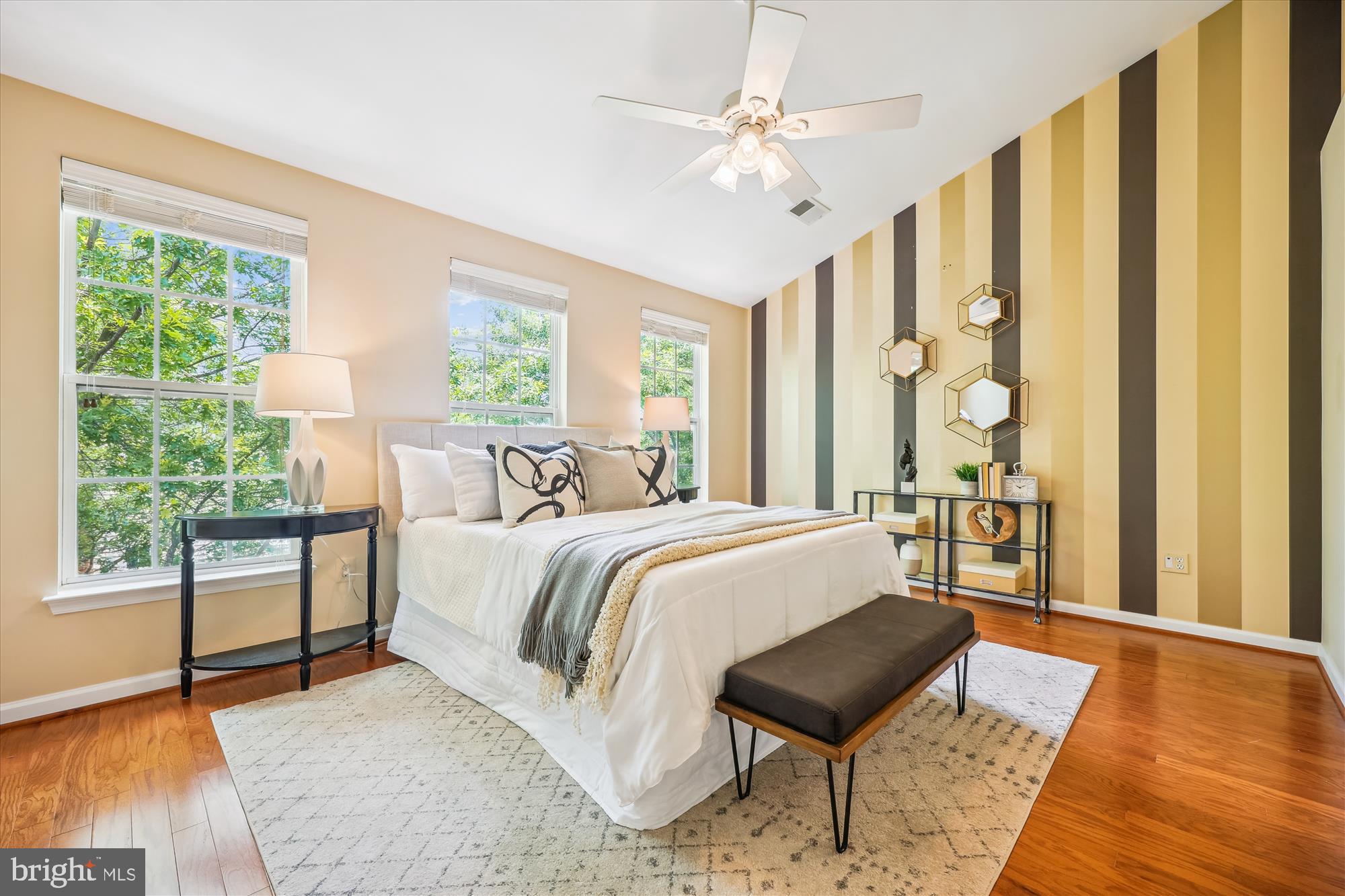 LAKELANDS - Residential