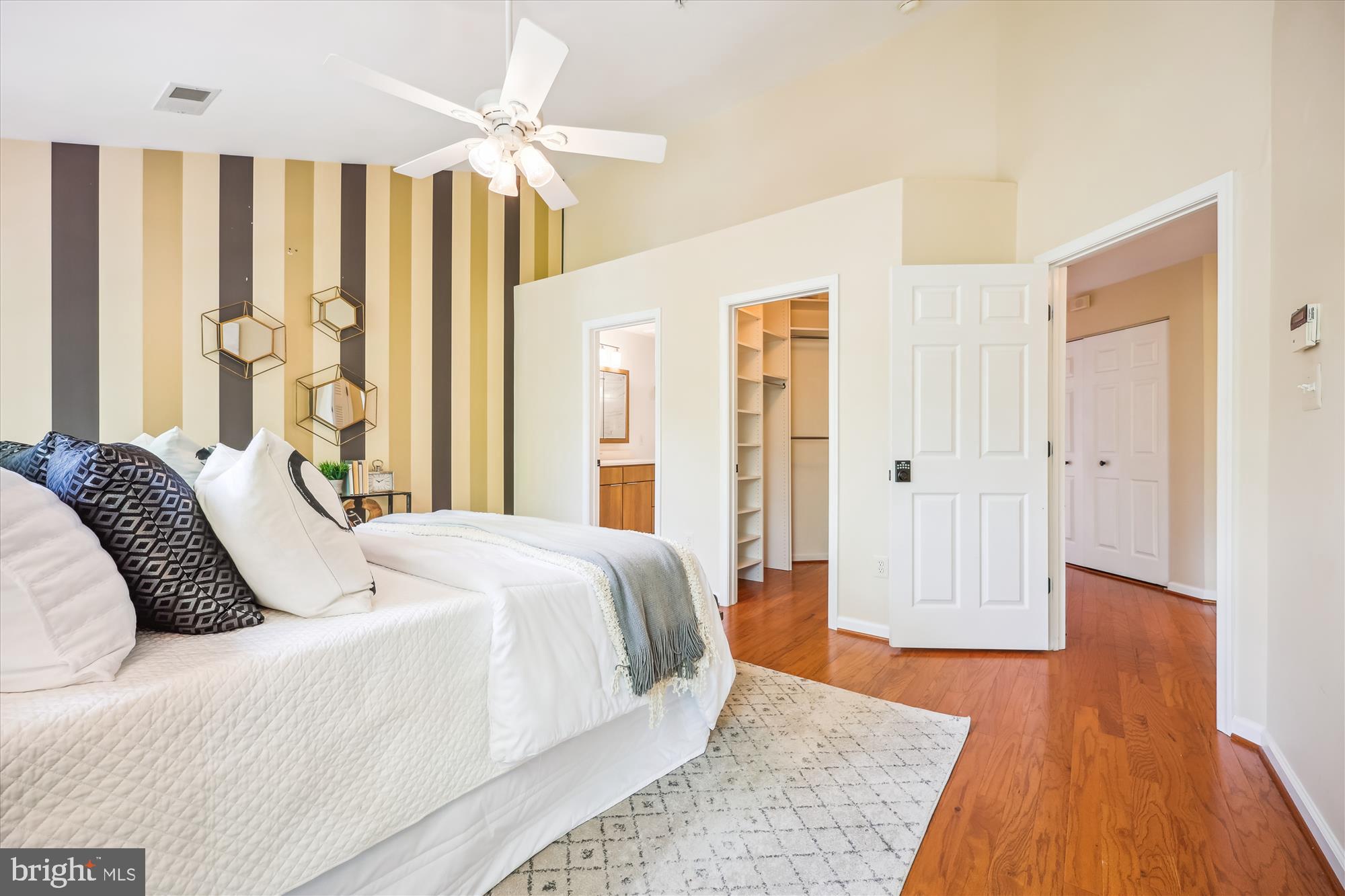 LAKELANDS - Residential