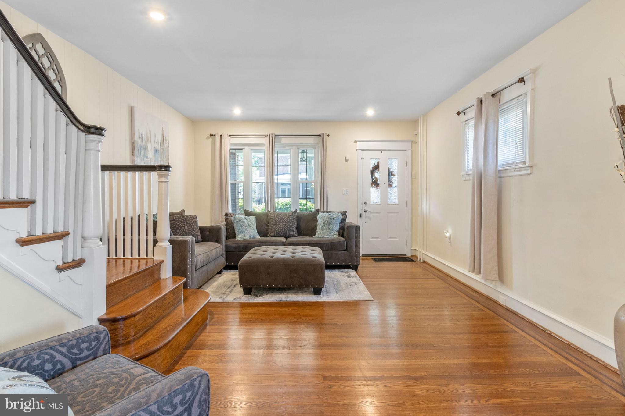 MAYFAIR (EAST) - Residential