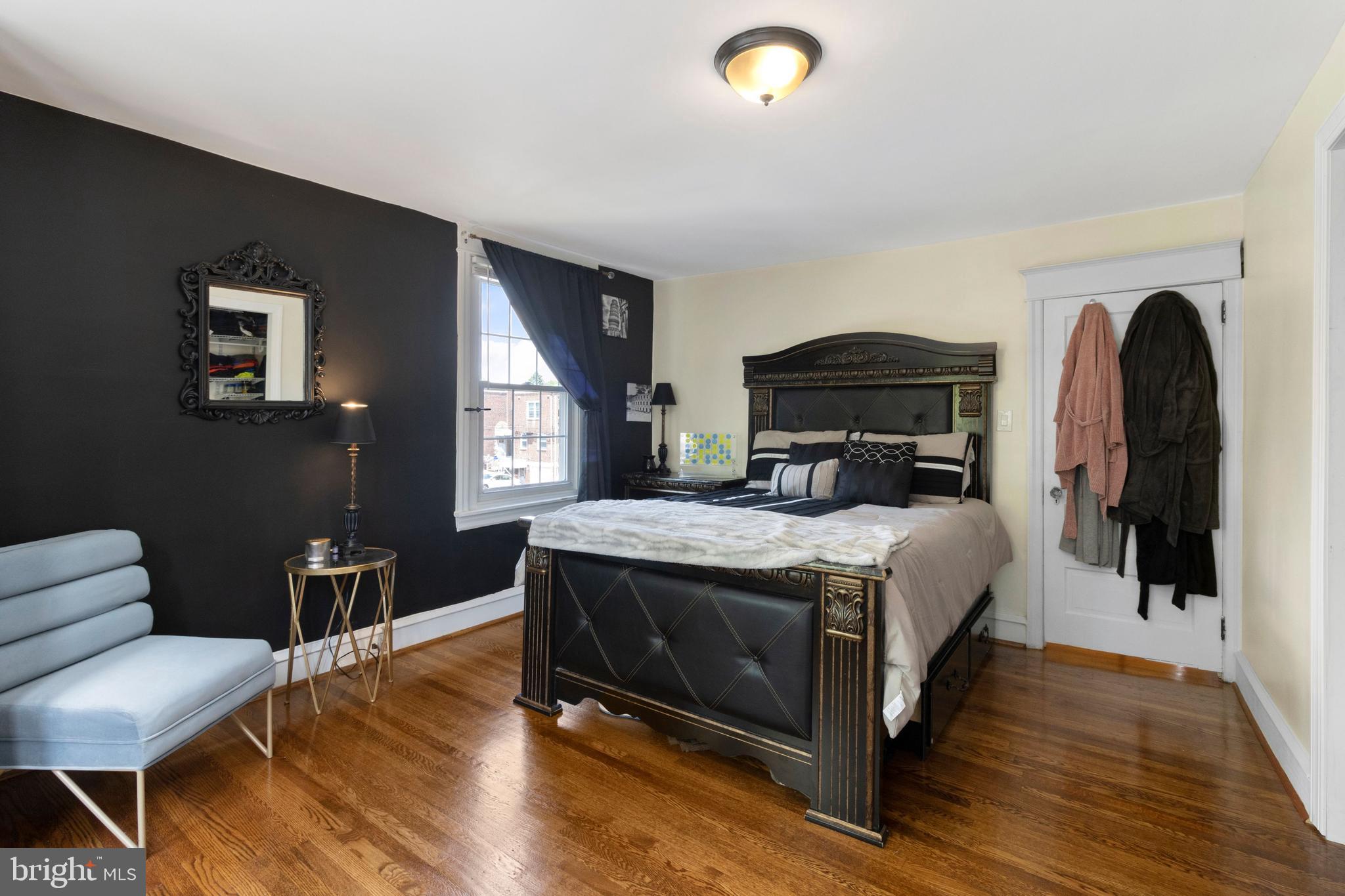 MAYFAIR (EAST) - Residential