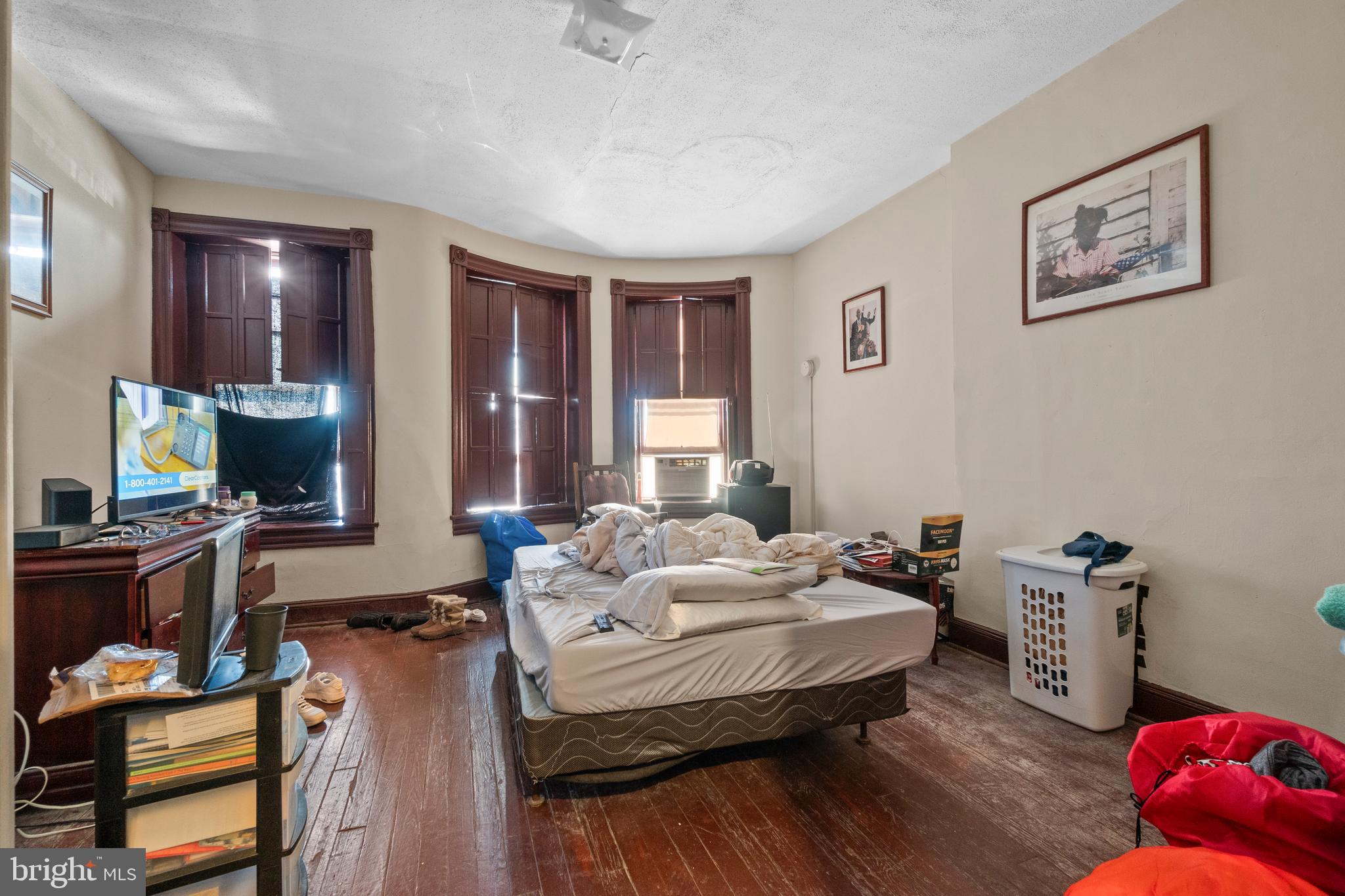 BARCLAY - Residential Income