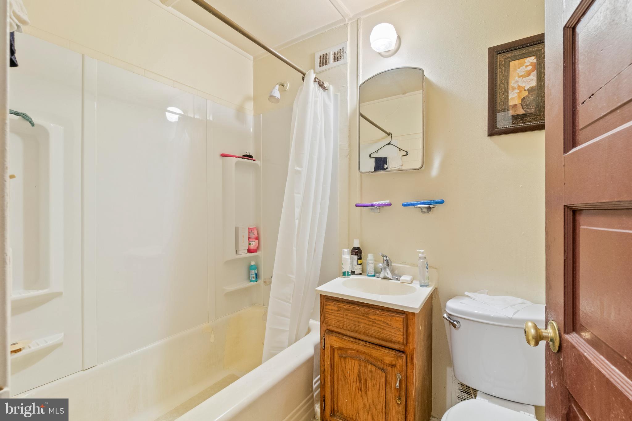 BARCLAY - Residential Income