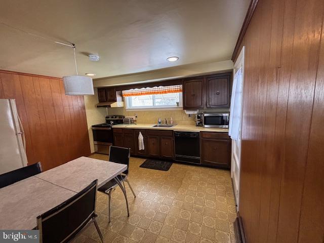 BRIDGEWATER FARMS - Residential