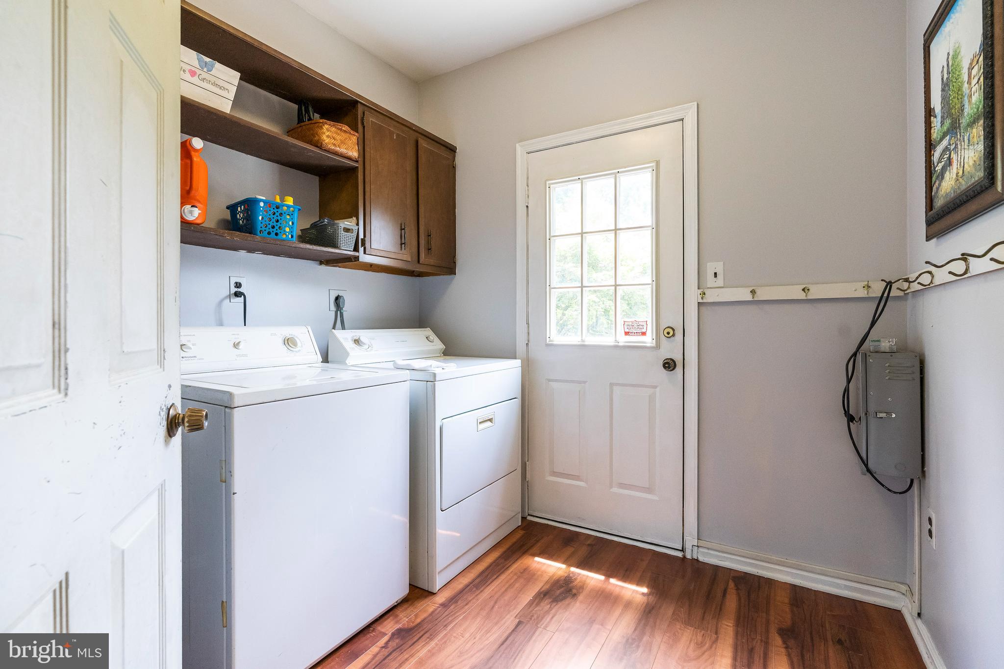 SHADOW OAK - Residential