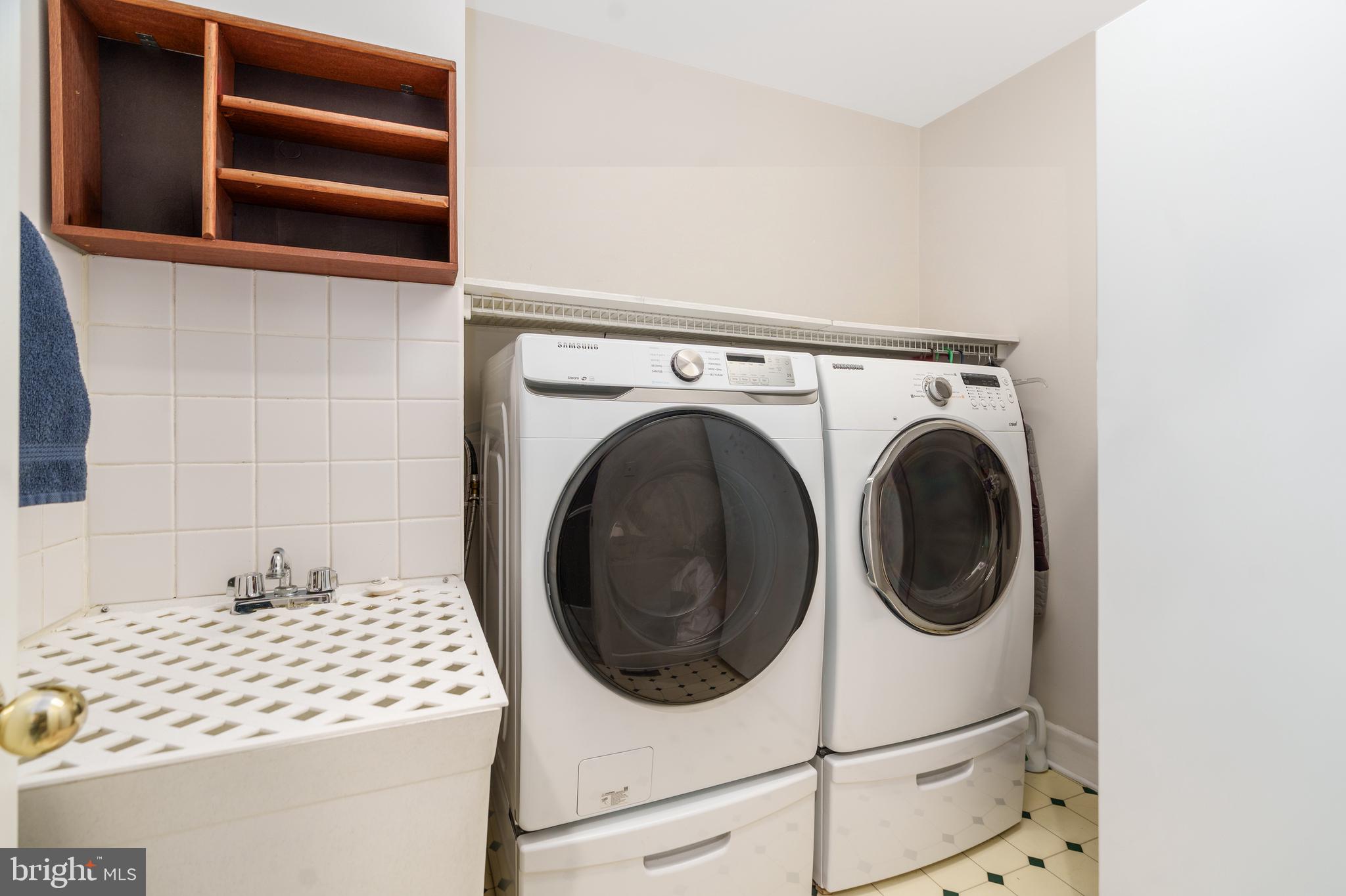 SUNNYBROOK ESTATES - Residential